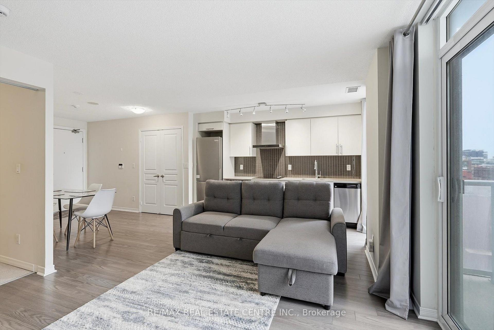 Photo 12 of Unit 1010, 352 Front Street W, Toronto, Waterfront Communities — HOMEH