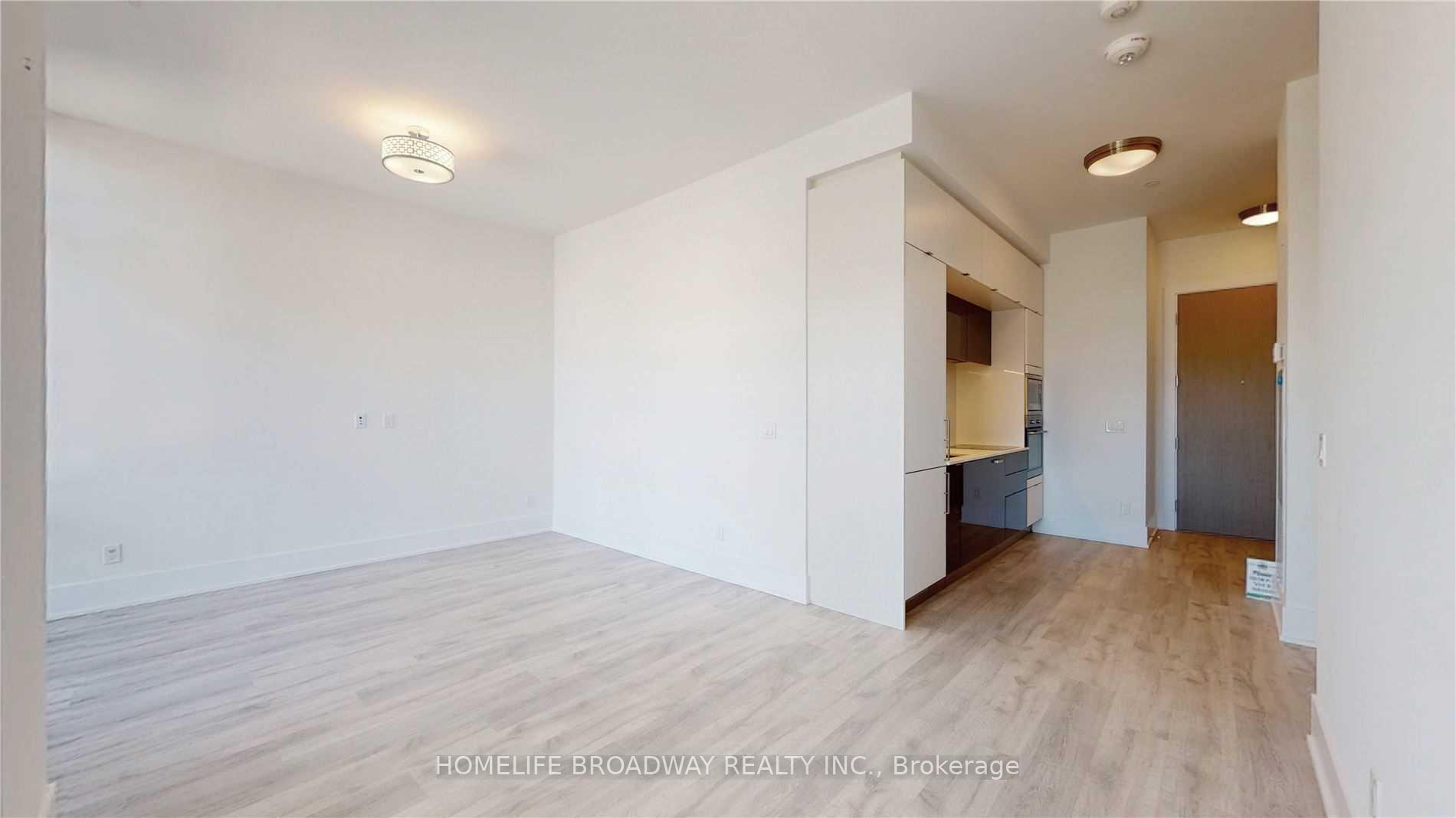 Photo 4 of Unit Sph31, 1 Edgewater Drive, Toronto, Waterfront Communities — HOMEH