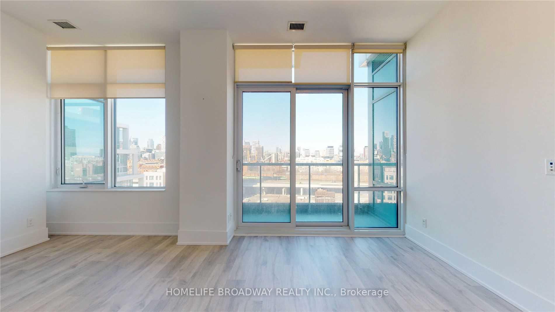 Photo 6 of Unit Sph31, 1 Edgewater Drive, Toronto, Waterfront Communities — HOMEH