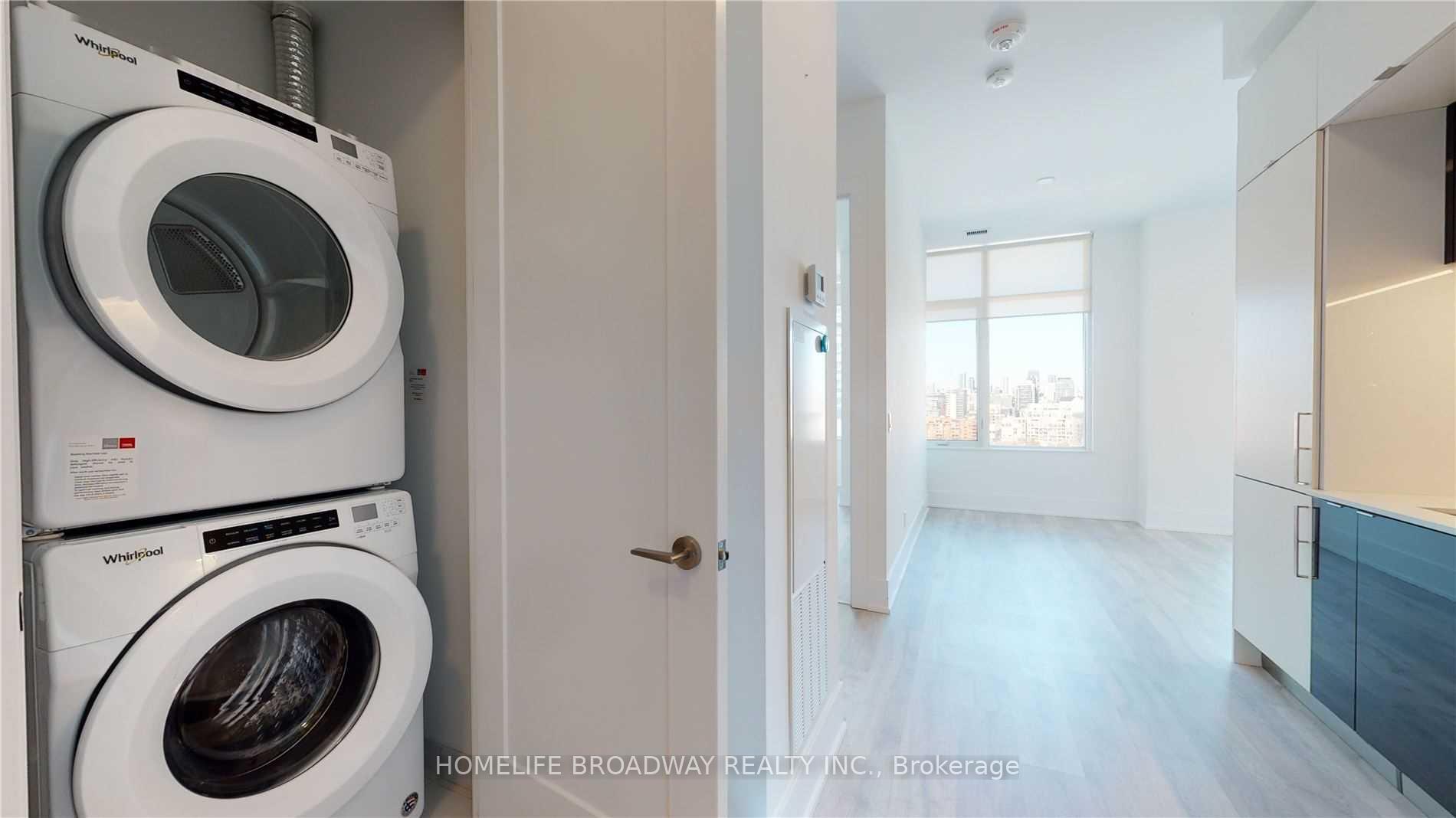 Photo 12 of Unit Sph31, 1 Edgewater Drive, Toronto, Waterfront Communities — HOMEH