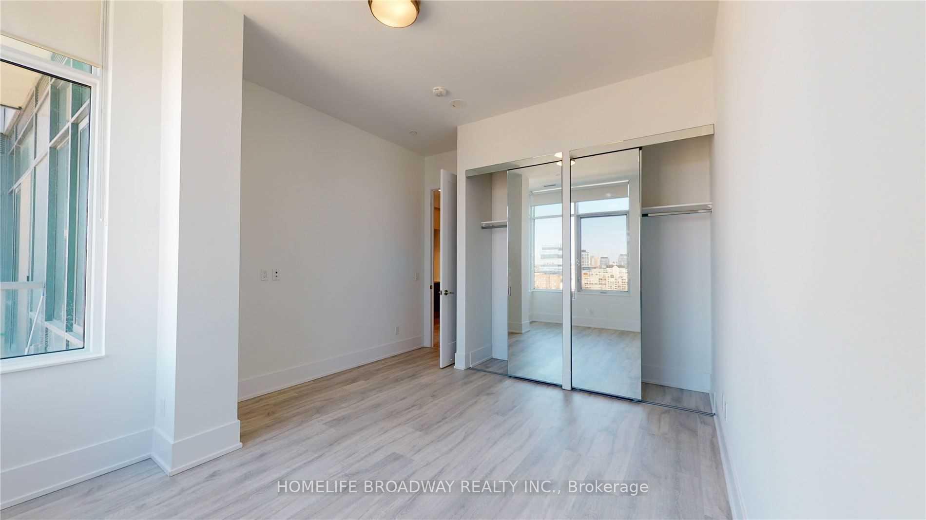 Photo 16 of Unit Sph31, 1 Edgewater Drive, Toronto, Waterfront Communities — HOMEH