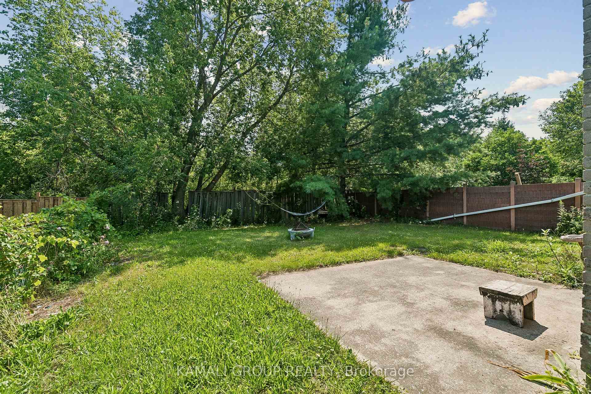 Photo 14 of Unit MAIN, 50 McConkey Place, Barrie, Allandale Heights — HOMEH