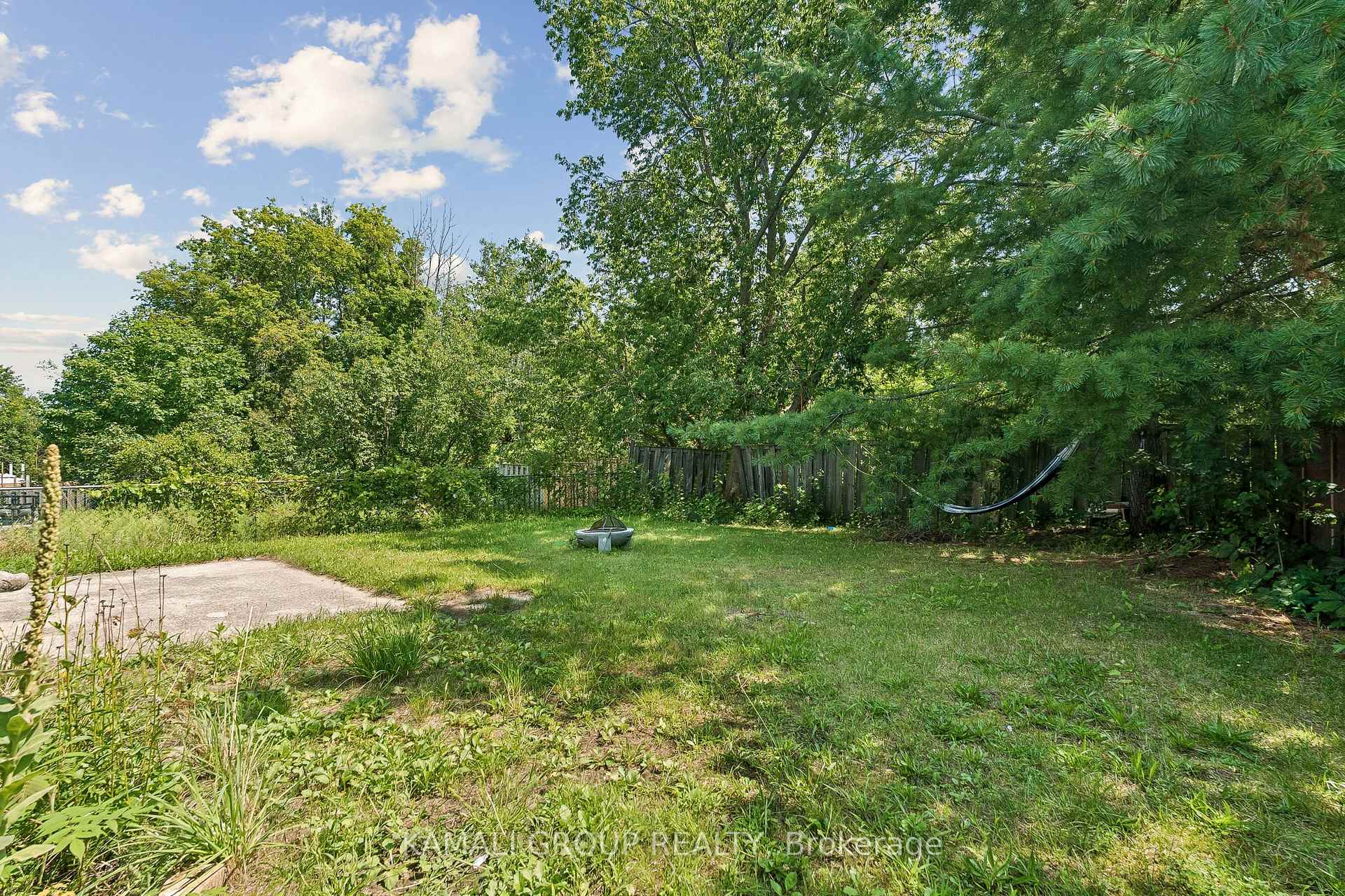 Photo 16 of Unit MAIN, 50 McConkey Place, Barrie, Allandale Heights — HOMEH