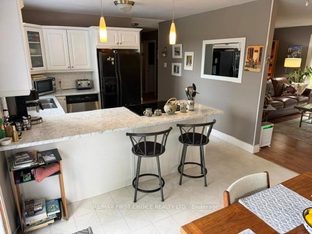 Photo 7 of 4130 Vanguard Avenue, Thunder Bay, Parkdale — HOMEH