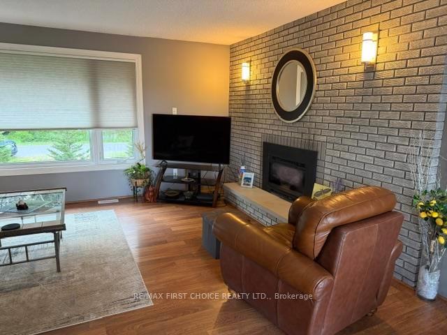 Photo 8 of 4130 Vanguard Avenue, Thunder Bay, Parkdale — HOMEH