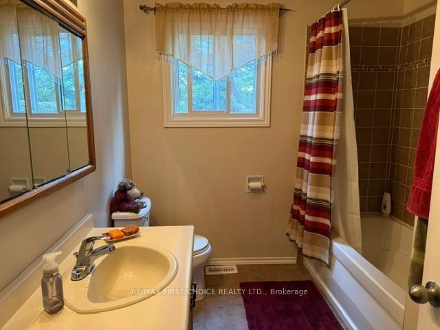 Photo 13 of 4130 Vanguard Avenue, Thunder Bay, Parkdale — HOMEH