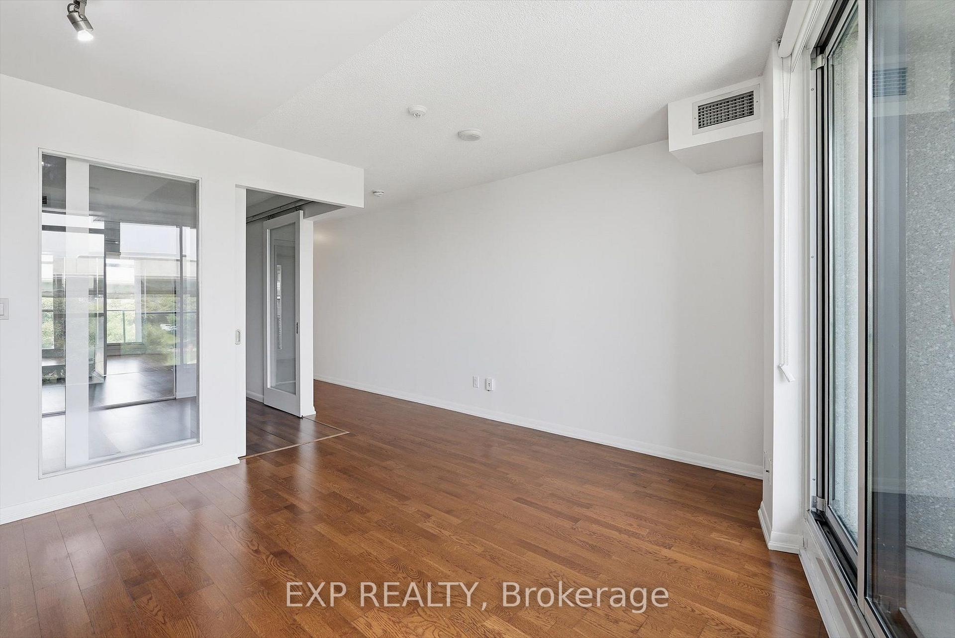 Photo 13 of Unit 667, 209 Fort York Boulevard, Toronto, Niagara — HOMEH
