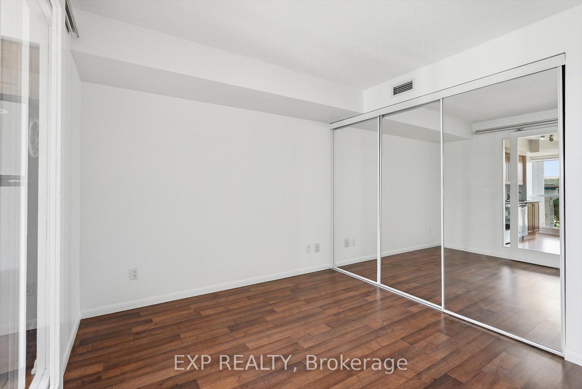Photo 16 of Unit 667, 209 Fort York Boulevard, Toronto, Niagara — HOMEH