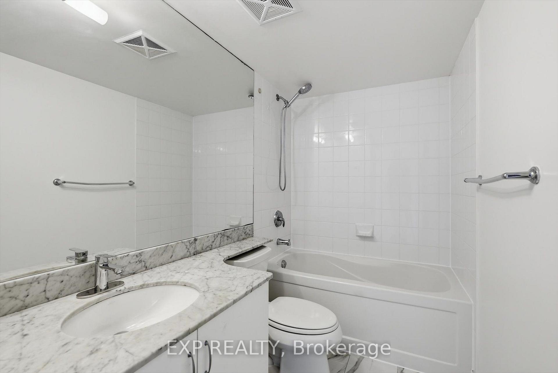 Photo 19 of Unit 667, 209 Fort York Boulevard, Toronto, Niagara — HOMEH