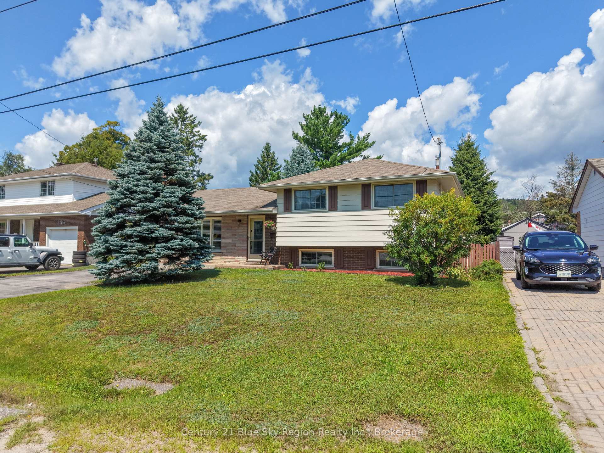 Photo of 164 Gordon Drive