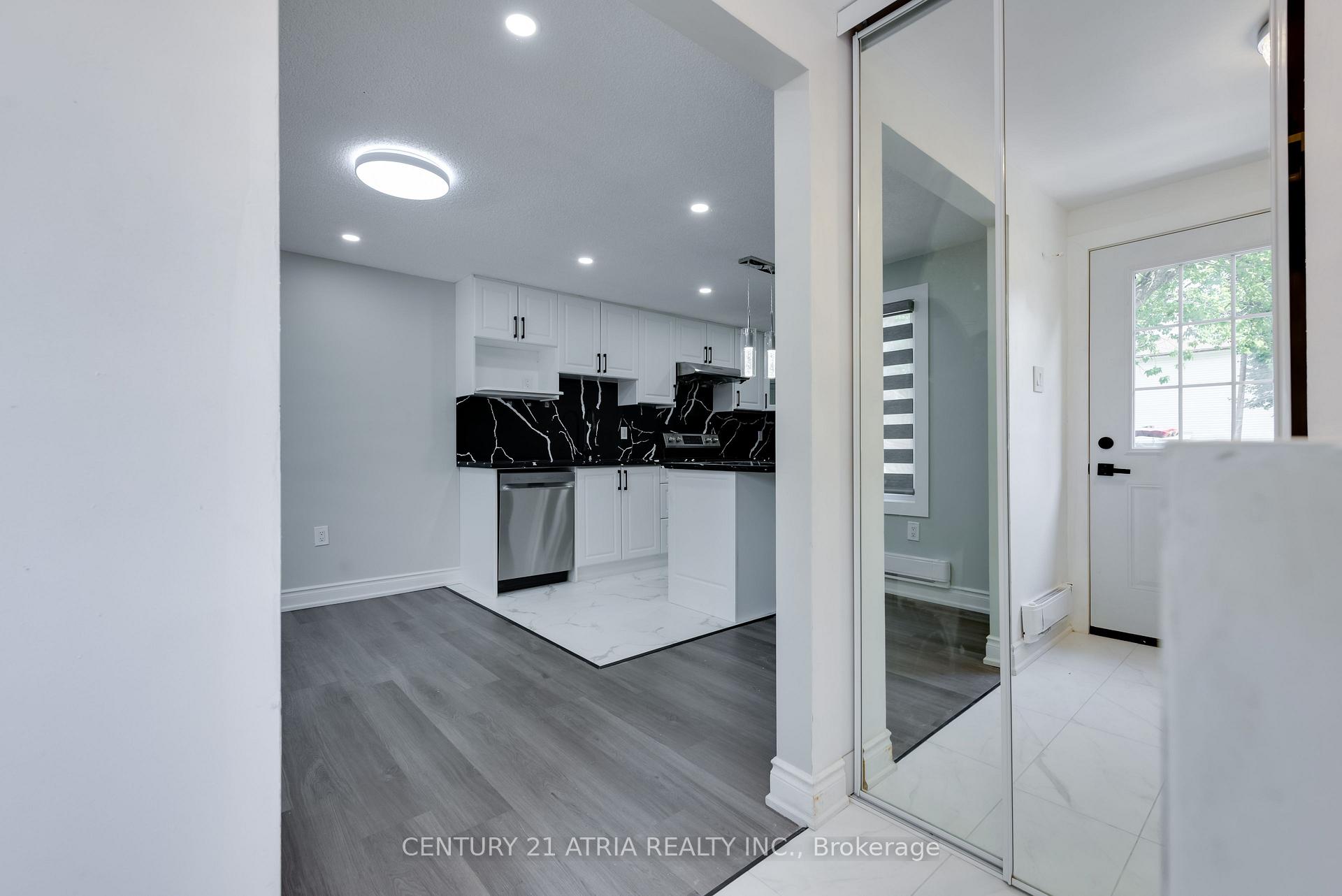 Photo 4 of 706 Frazer Drive, Midland — HOMEH