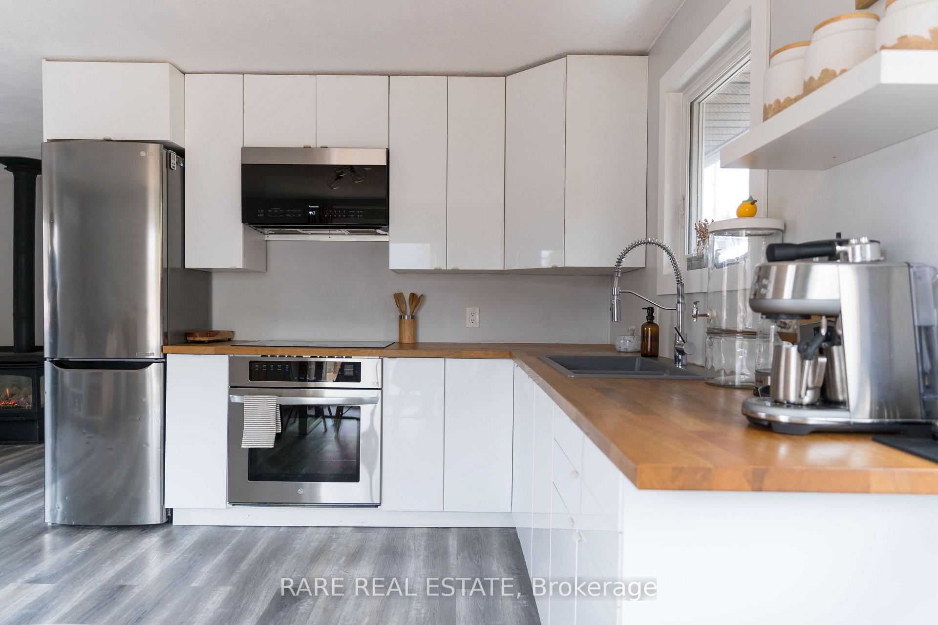 Photo 13 of 162 Blue Mountain Drive, Blue Mountains — HOMEH