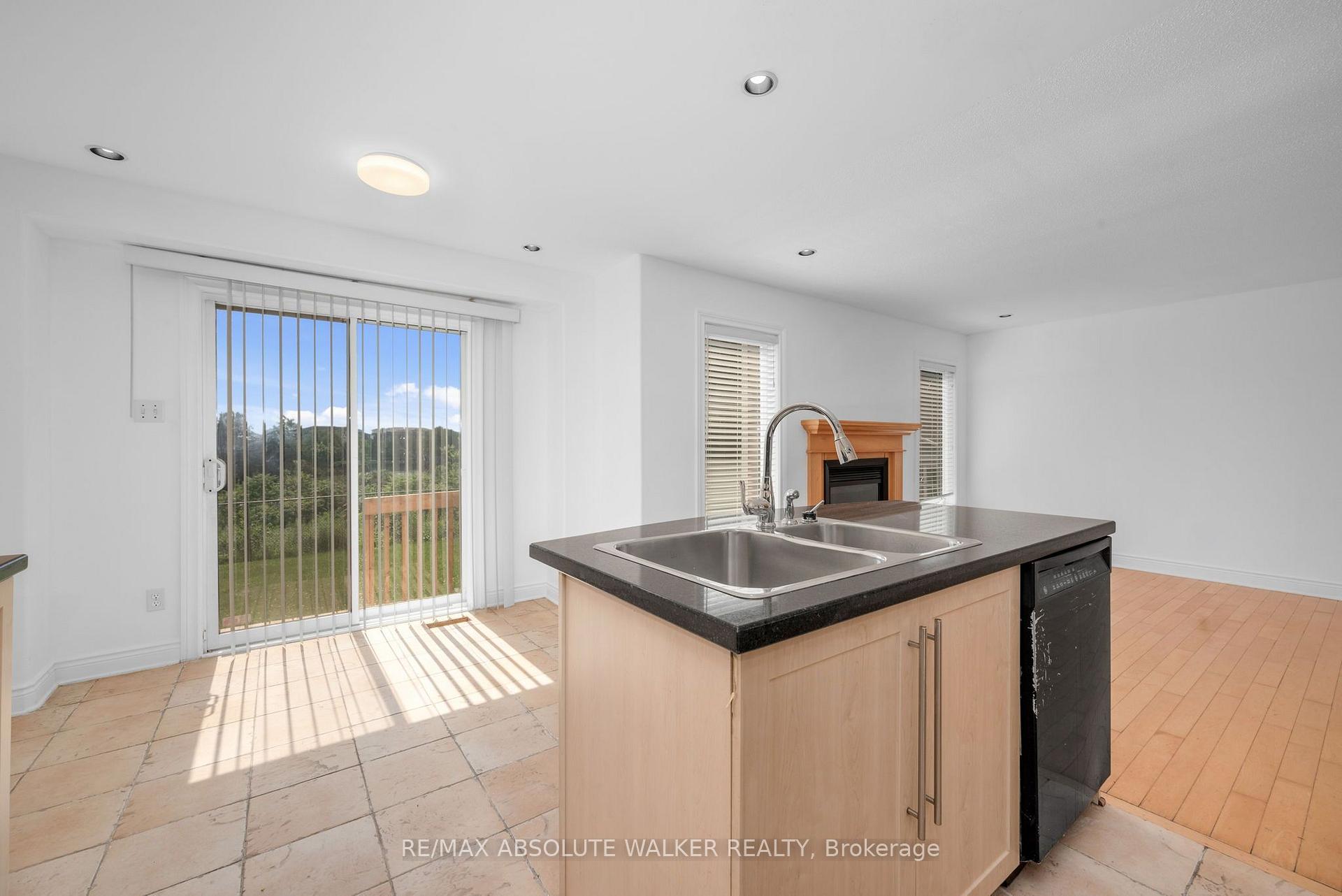 Photo 11 of 2269 Sandman Crescent, Ottawa, Avalon East — HOMEH