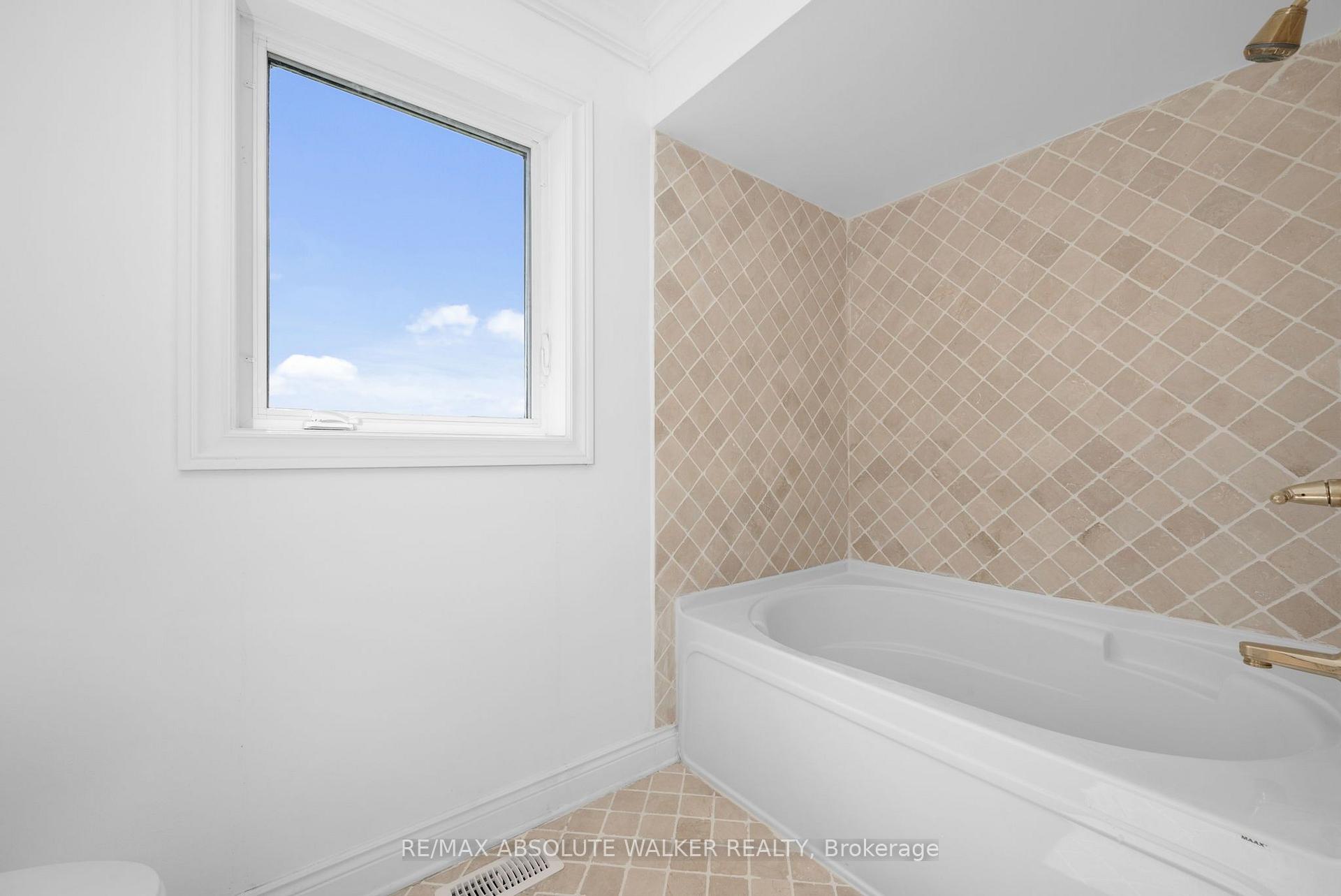 Photo 27 of 2269 Sandman Crescent, Ottawa, Avalon East — HOMEH