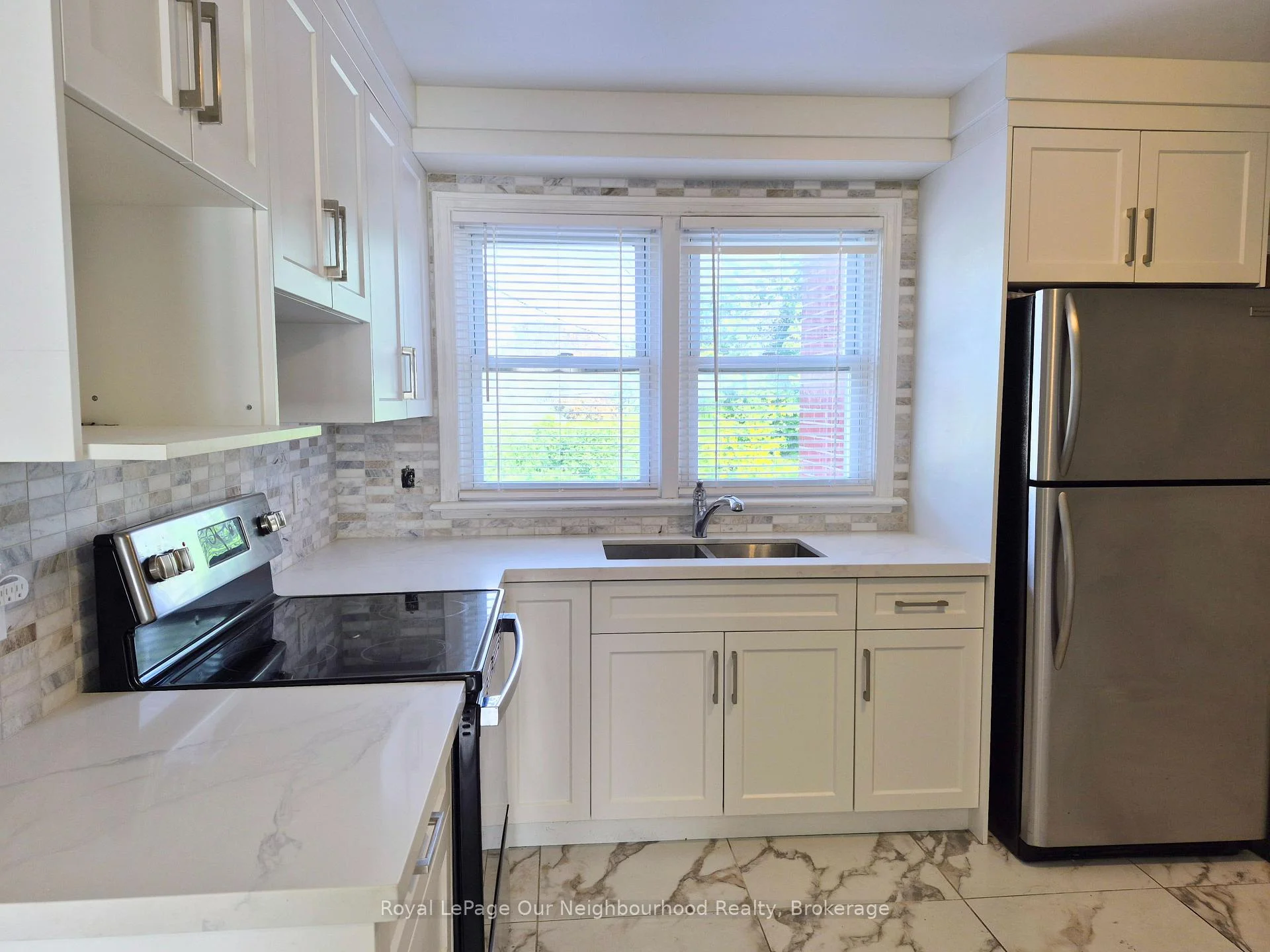 Photo 7 of Unit 2, 855 Simcoe Street N, Oshawa, Centennial — HOMEH