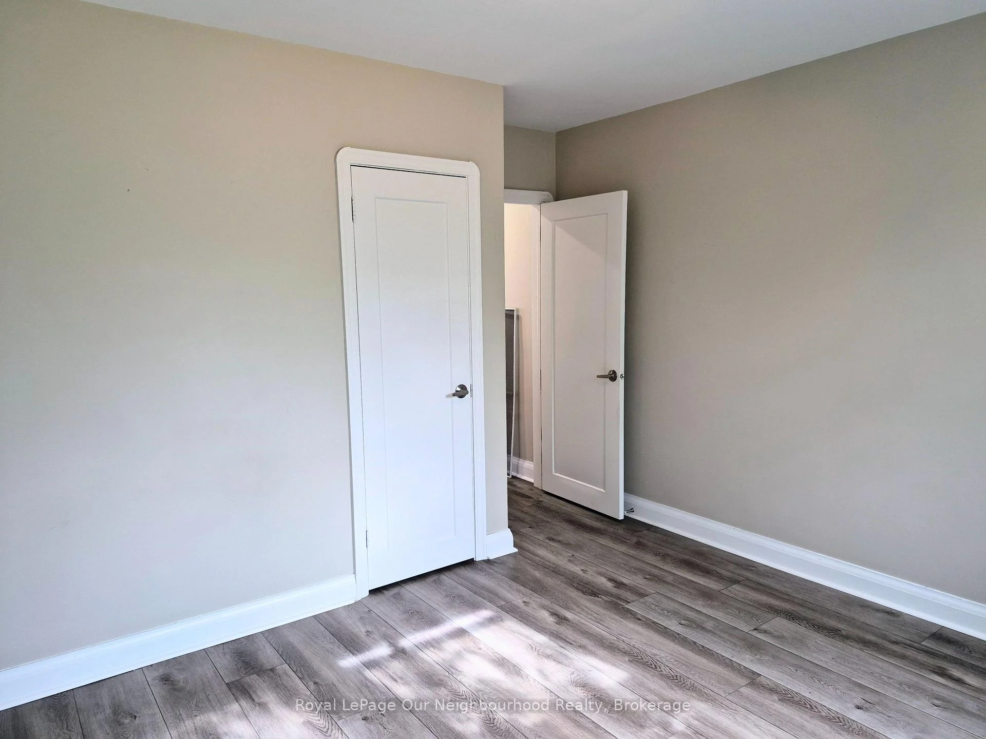 Photo 15 of Unit 2, 855 Simcoe Street N, Oshawa, Centennial — HOMEH