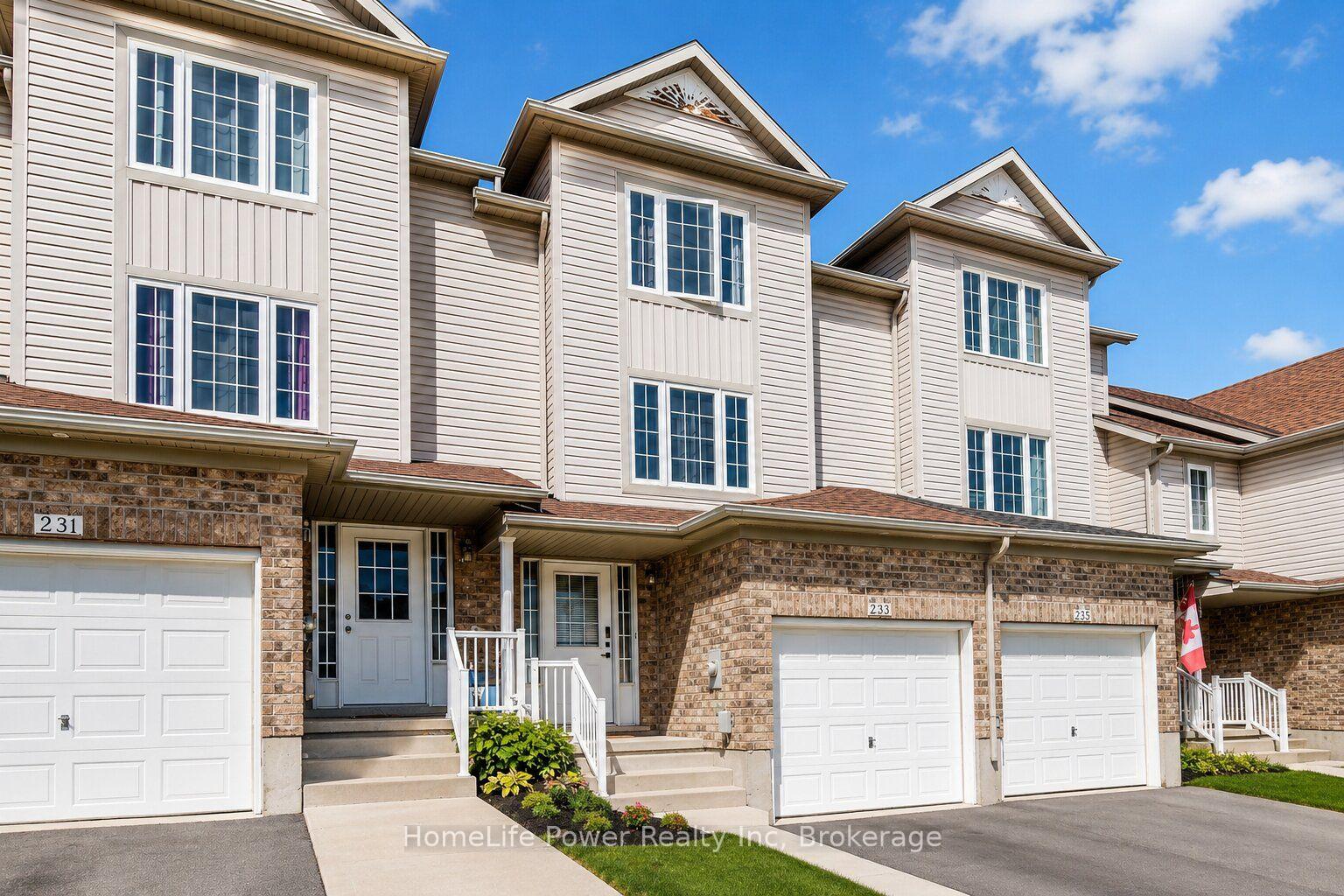 Photo 2 of 233 Red Clover Court, Kitchener, Larentian West — HOMEH