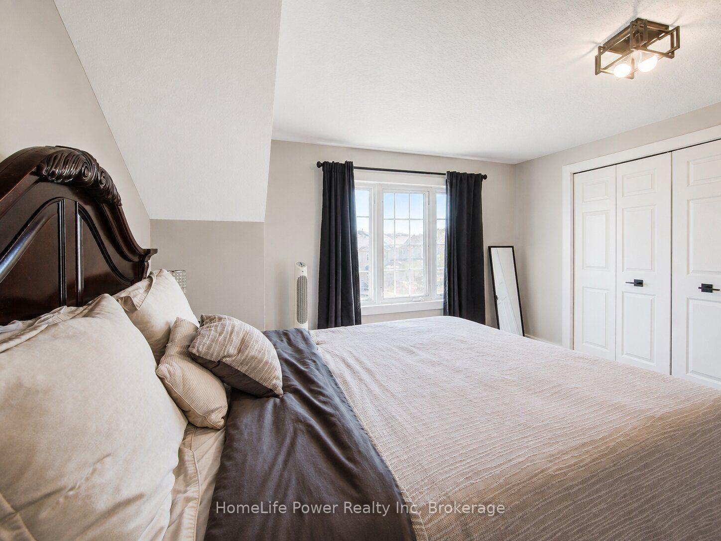 Photo 26 of 233 Red Clover Court, Kitchener, Larentian West — HOMEH