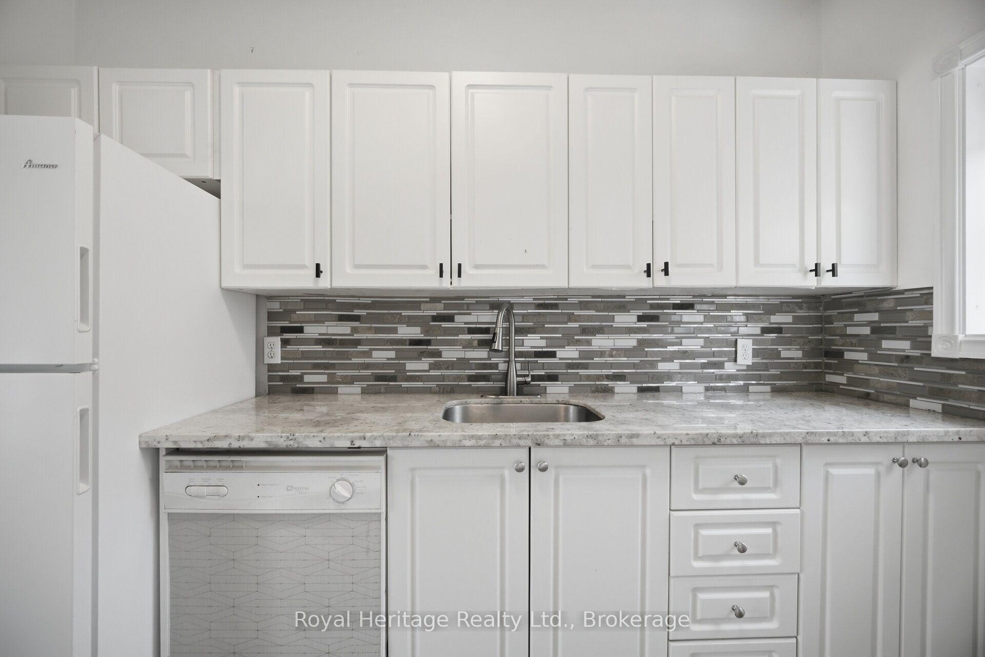 Photo 8 of 1546 Lakemount Street, Oshawa, Lakeview — HOMEH