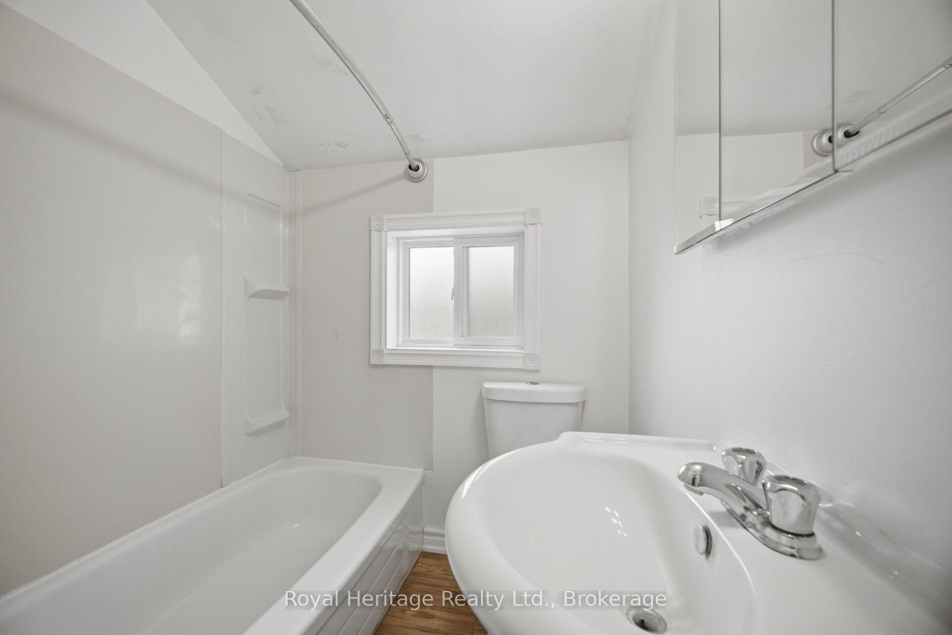 Photo 16 of 1546 Lakemount Street, Oshawa, Lakeview — HOMEH