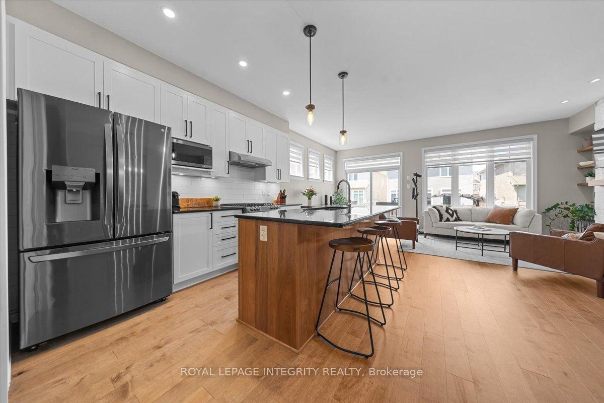 Photo 5 of 715 Cap Diamant Way, Ottawa, Camelot — HOMEH