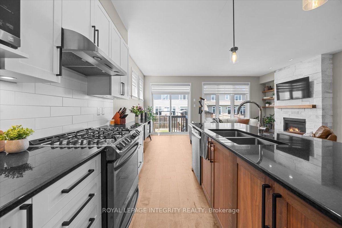 Photo 6 of 715 Cap Diamant Way, Ottawa, Camelot — HOMEH