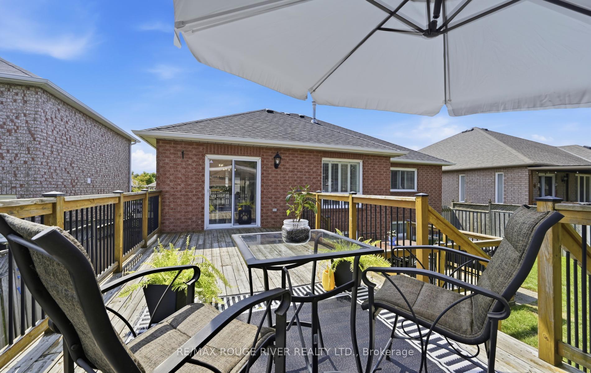 Photo 31 of 32 Patrick Drive, Whitby, Pringle Creek — HOMEH