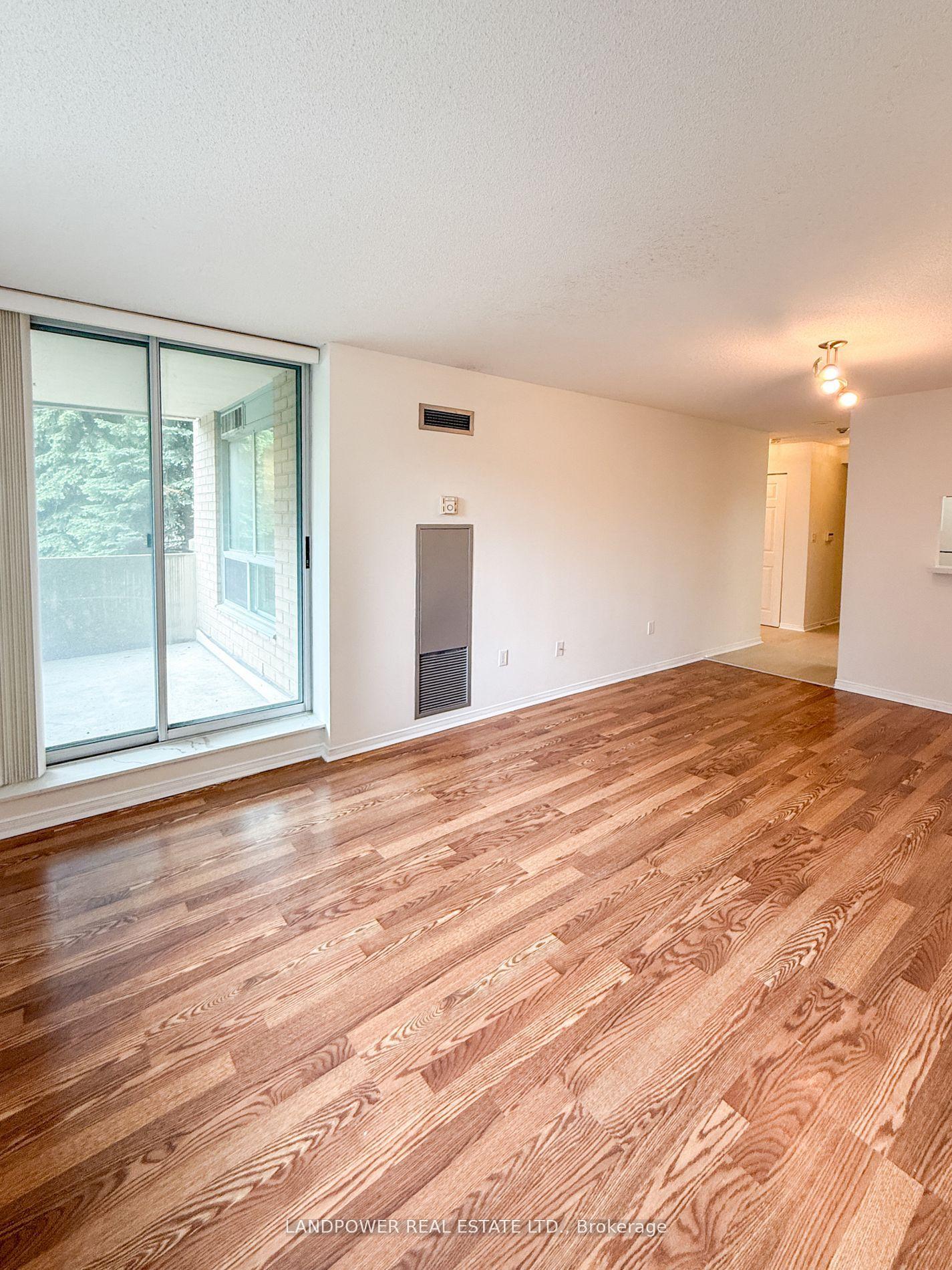 Photo 9 of Unit 206, 3 Pemberton Avenue, North York, Willowdale East — HOMEH