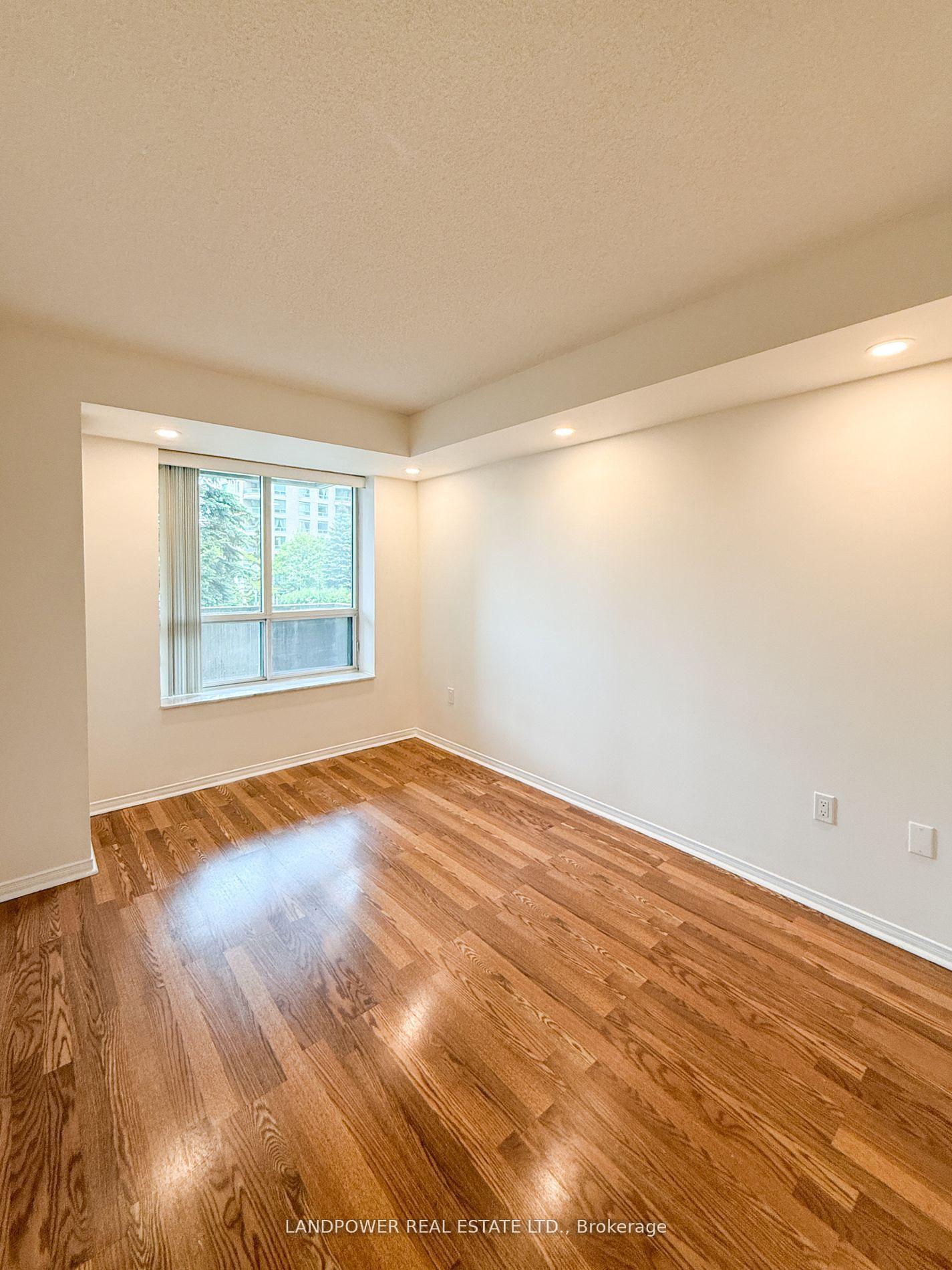 Photo 19 of Unit 206, 3 Pemberton Avenue, North York, Willowdale East — HOMEH