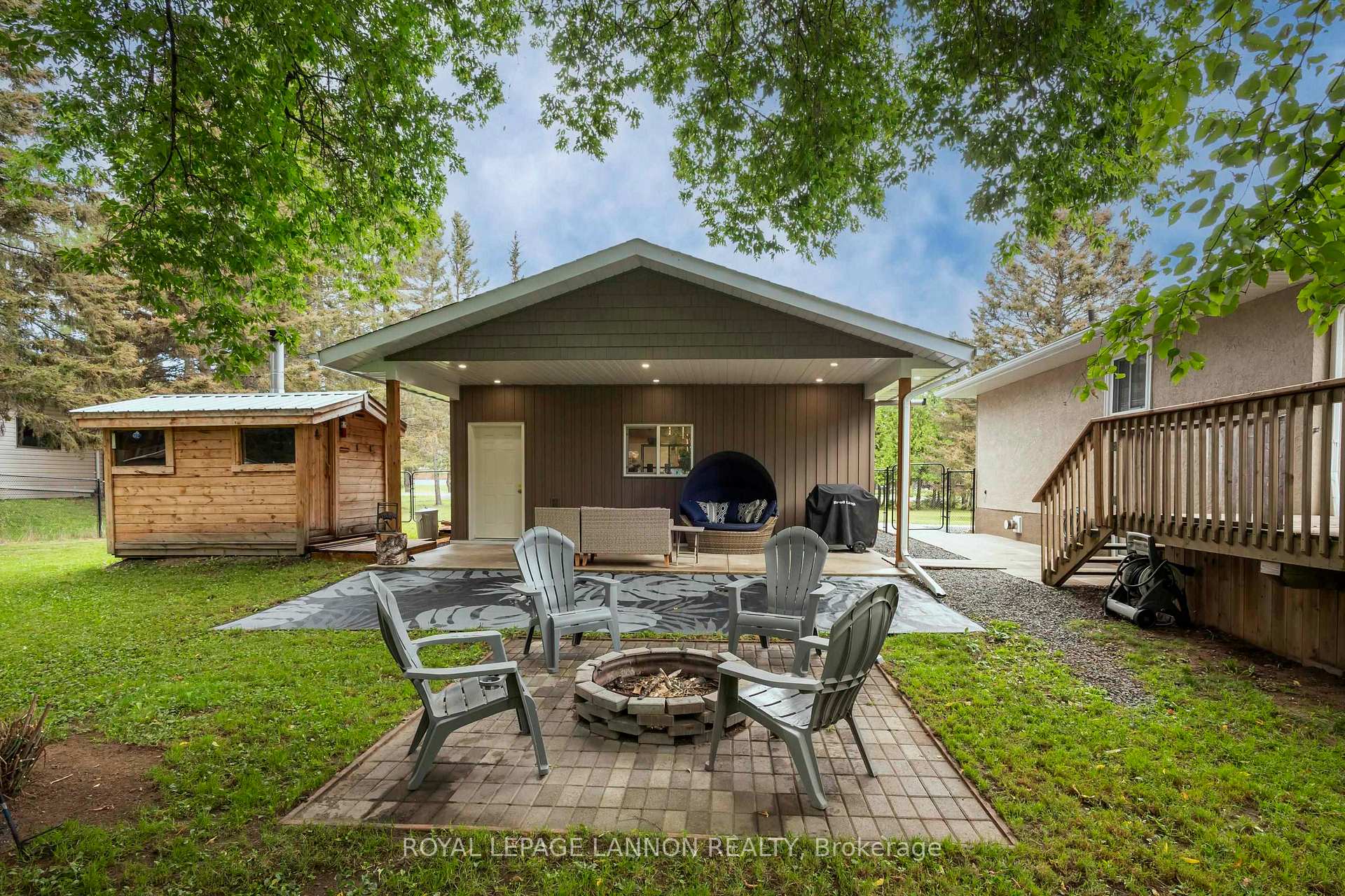 Photo 12 of 2312 Rosslyn Road, Thunder Bay, Rosslyn Road — HOMEH