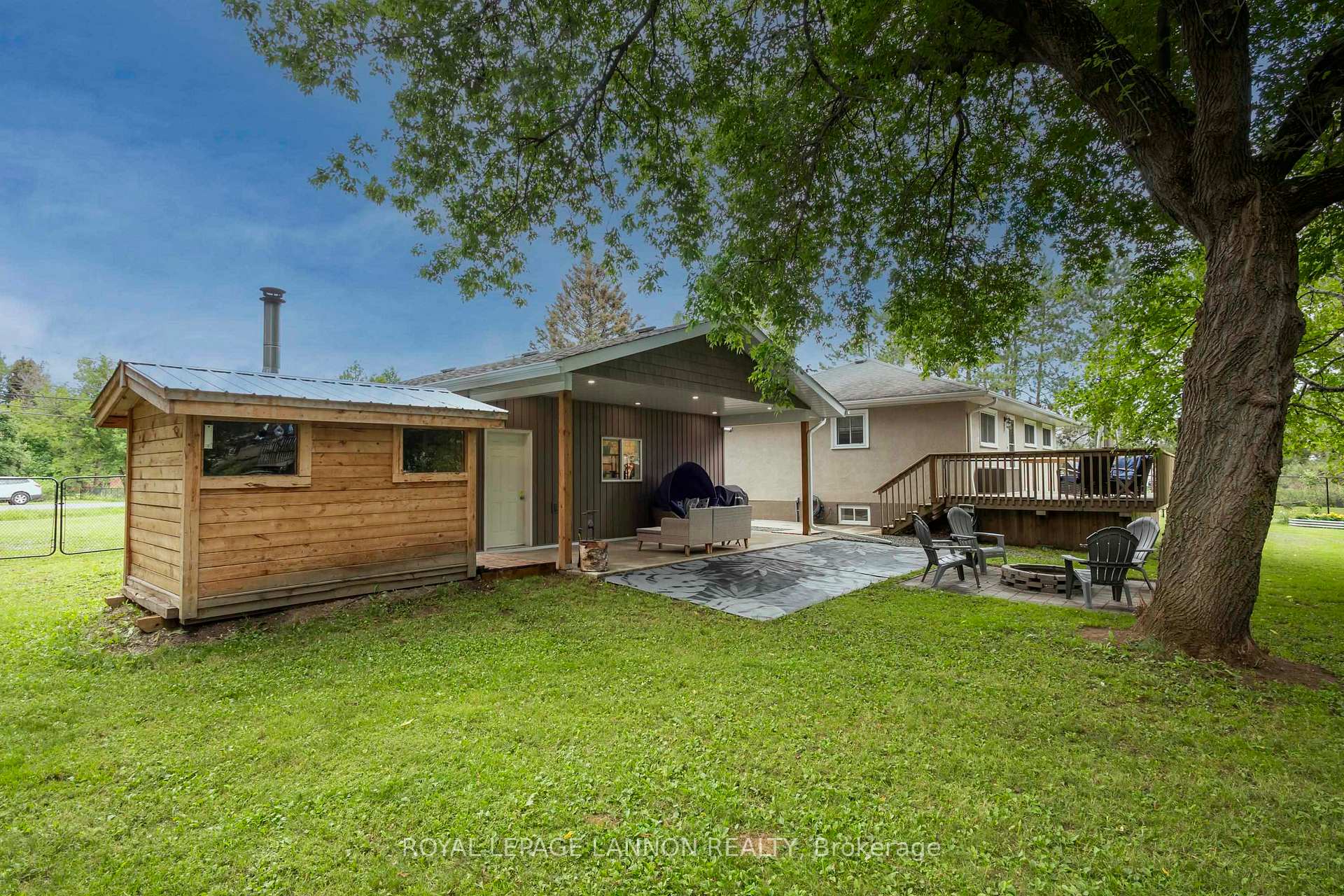 Photo 14 of 2312 Rosslyn Road, Thunder Bay, Rosslyn Road — HOMEH