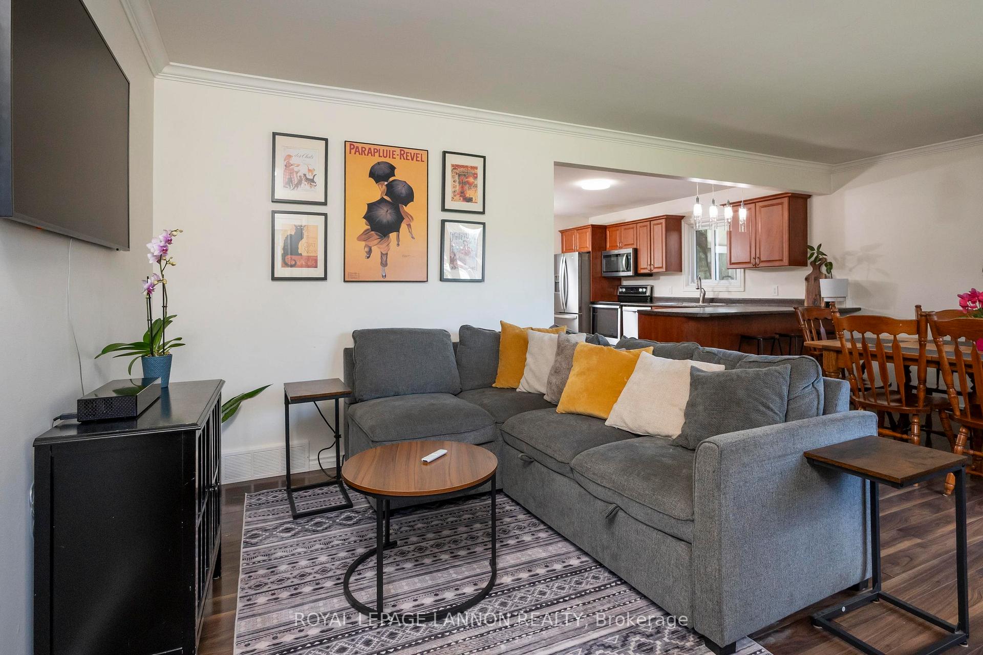 Photo 23 of 2312 Rosslyn Road, Thunder Bay, Rosslyn Road — HOMEH