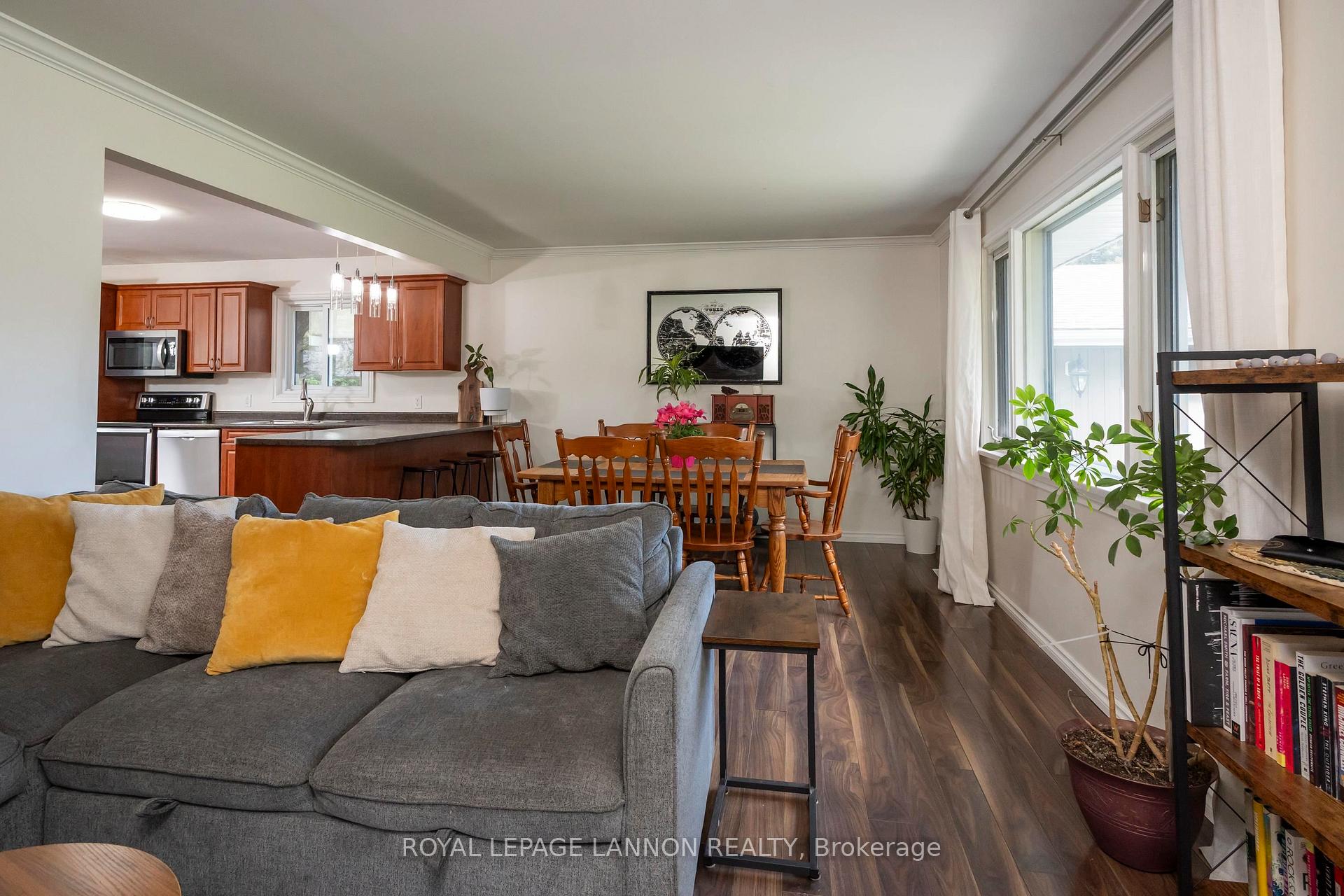 Photo 24 of 2312 Rosslyn Road, Thunder Bay, Rosslyn Road — HOMEH