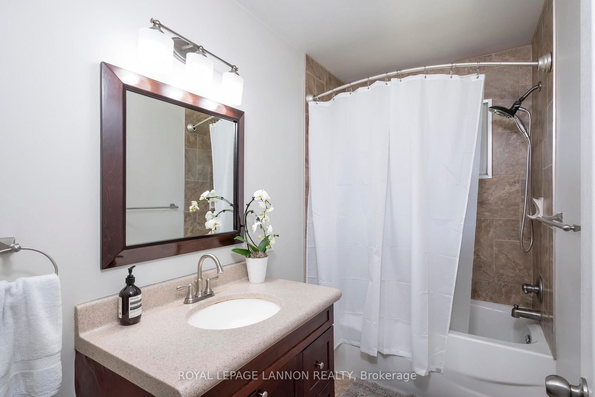 Photo 36 of 2312 Rosslyn Road, Thunder Bay, Rosslyn Road — HOMEH