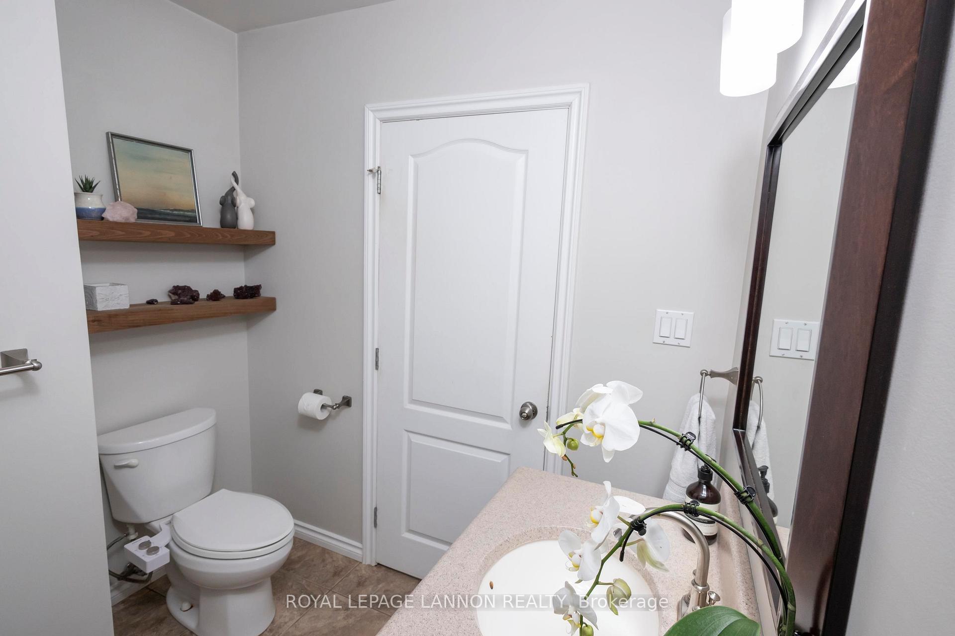 Photo 37 of 2312 Rosslyn Road, Thunder Bay, Rosslyn Road — HOMEH