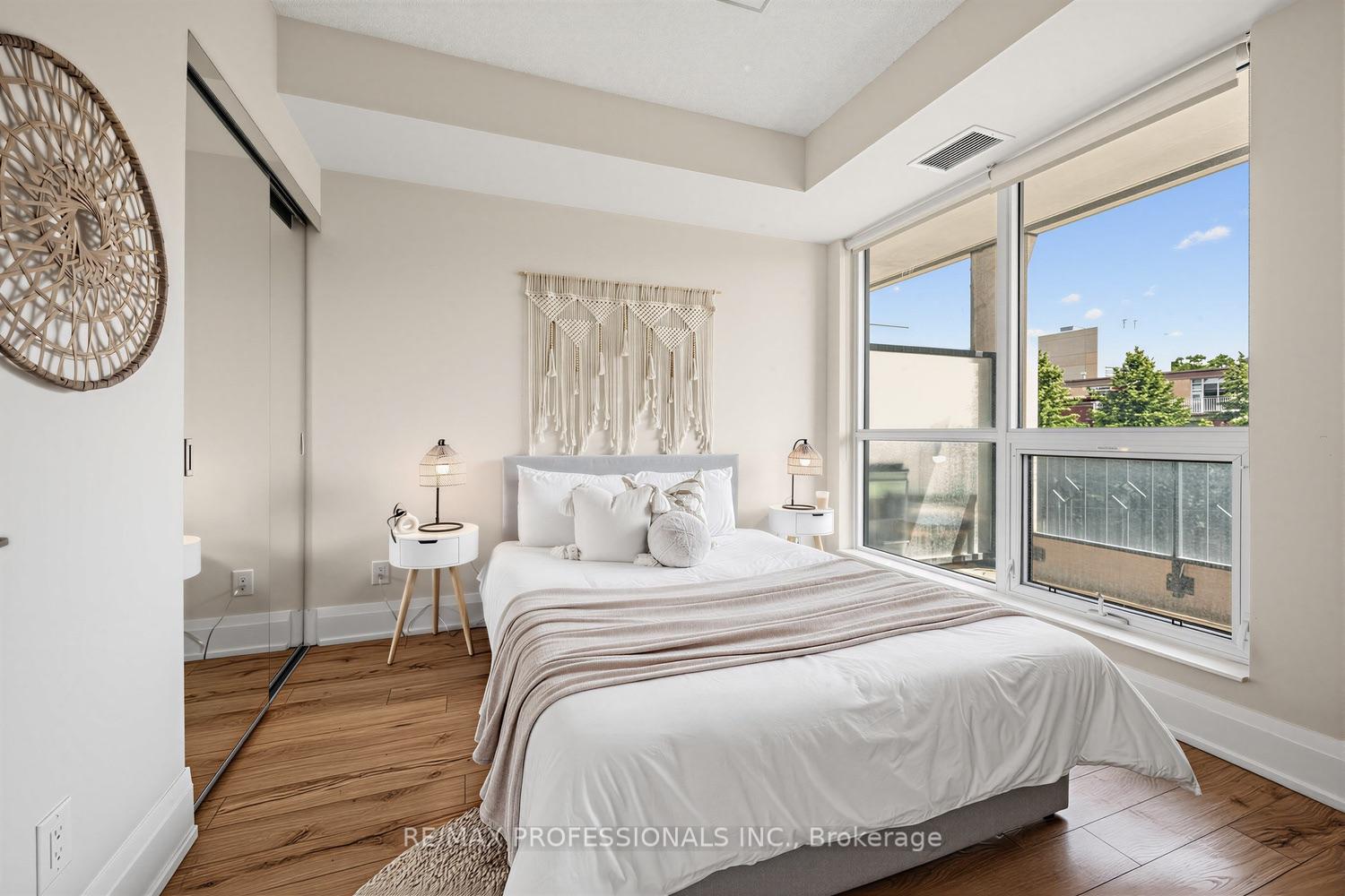 Photo 58 of Unit 417, 2 Old Mill Drive, Toronto, High Park-Swansea — HOMEH