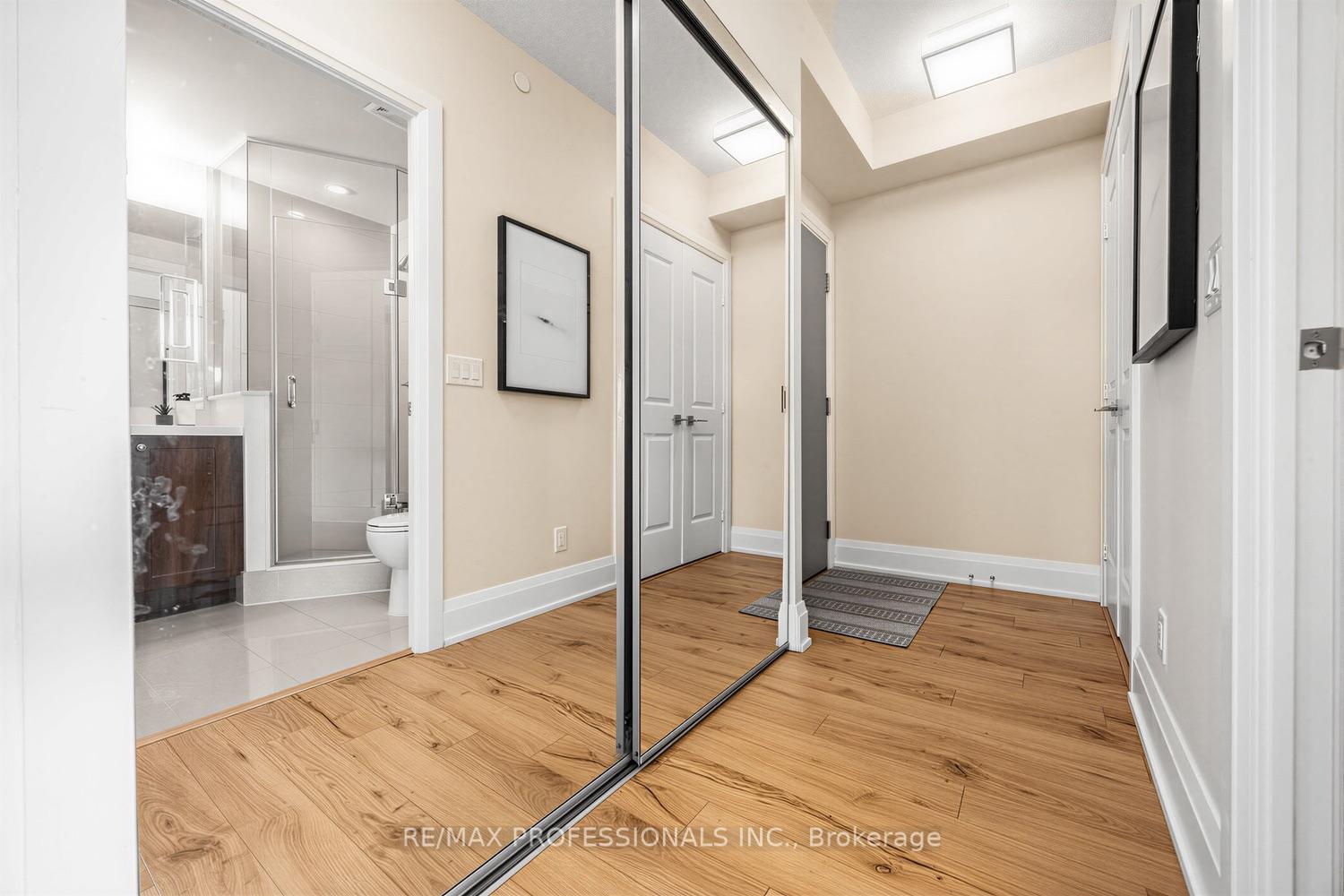 Photo 62 of Unit 417, 2 Old Mill Drive, Toronto, High Park-Swansea — HOMEH
