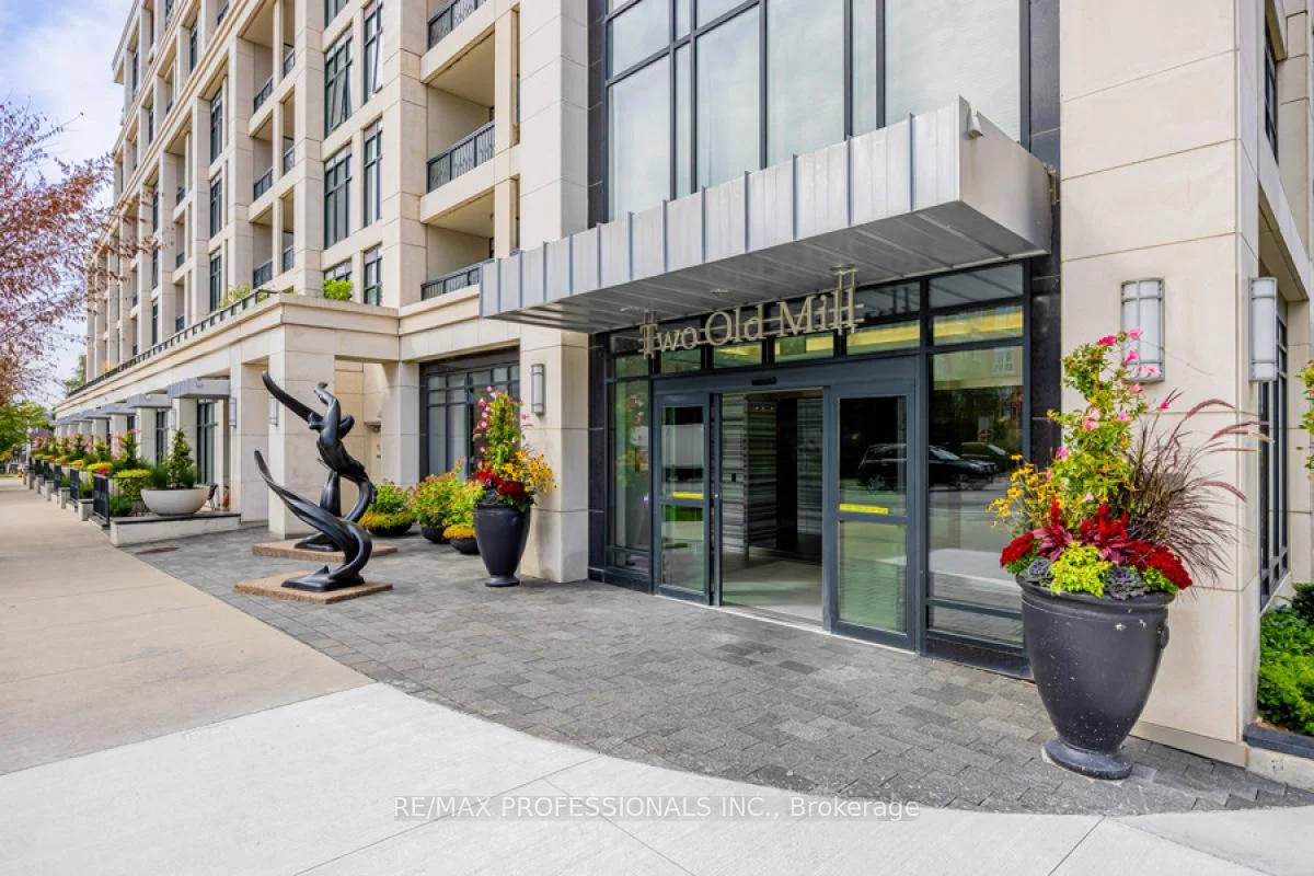 Photo 9 of Unit 417, 2 Old Mill Drive, Toronto, High Park-Swansea — HOMEH