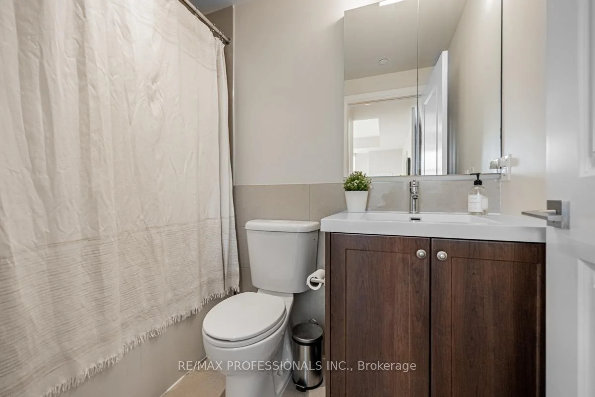 Photo 32 of Unit 417, 2 Old Mill Drive, Toronto, High Park-Swansea — HOMEH