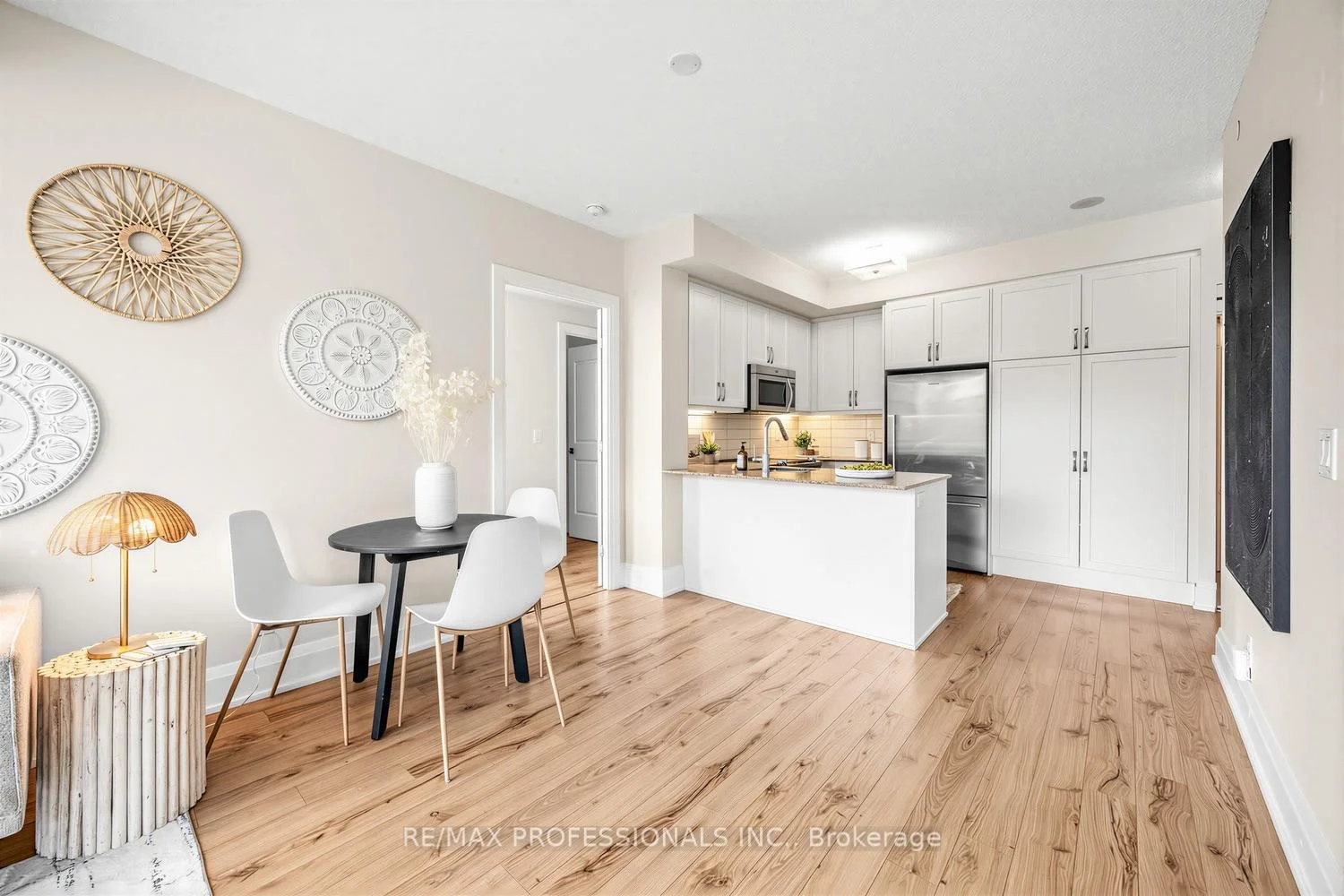 Photo 37 of Unit 417, 2 Old Mill Drive, Toronto, High Park-Swansea — HOMEH