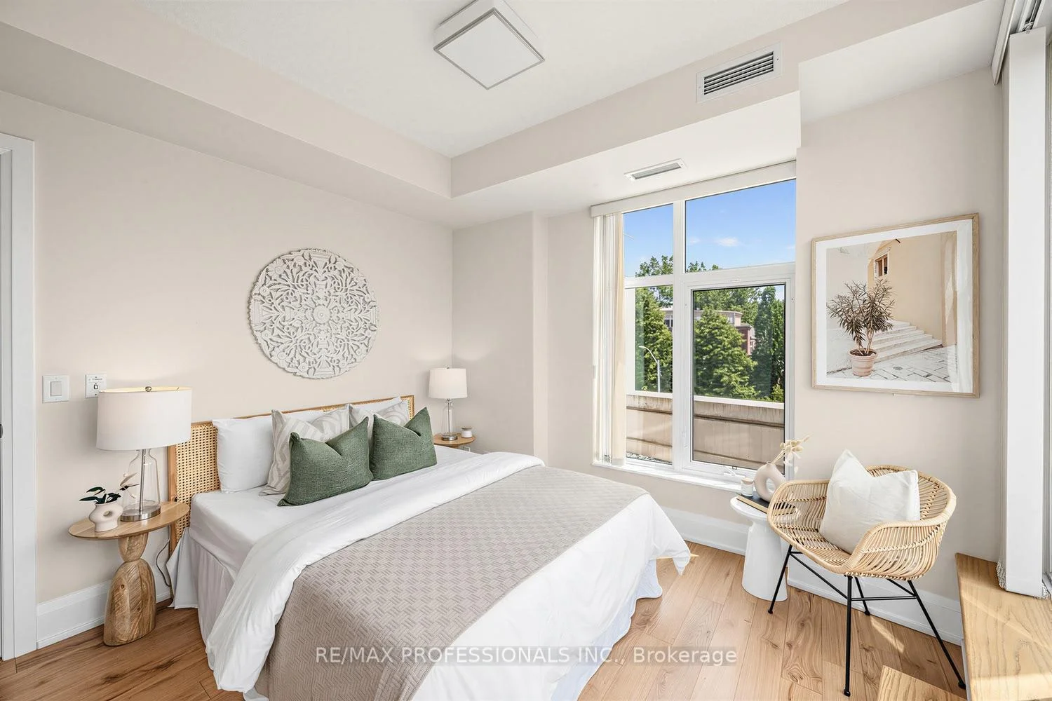 Photo 47 of Unit 417, 2 Old Mill Drive, Toronto, High Park-Swansea — HOMEH