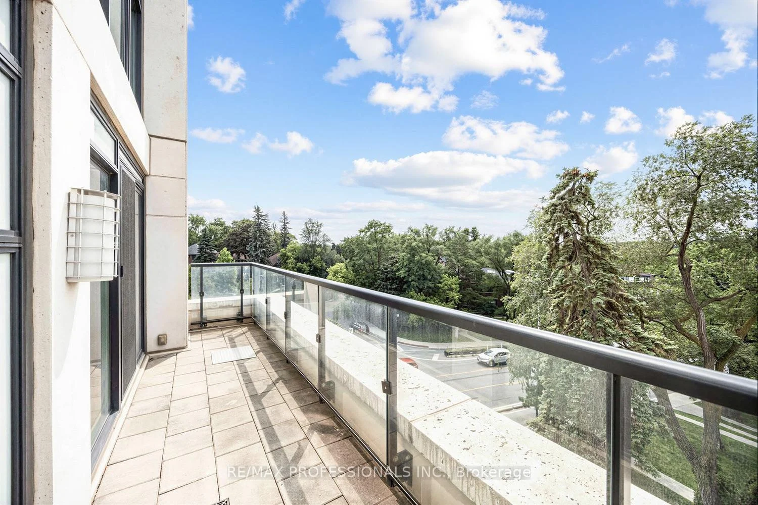 Photo 55 of Unit 417, 2 Old Mill Drive, Toronto, High Park-Swansea — HOMEH