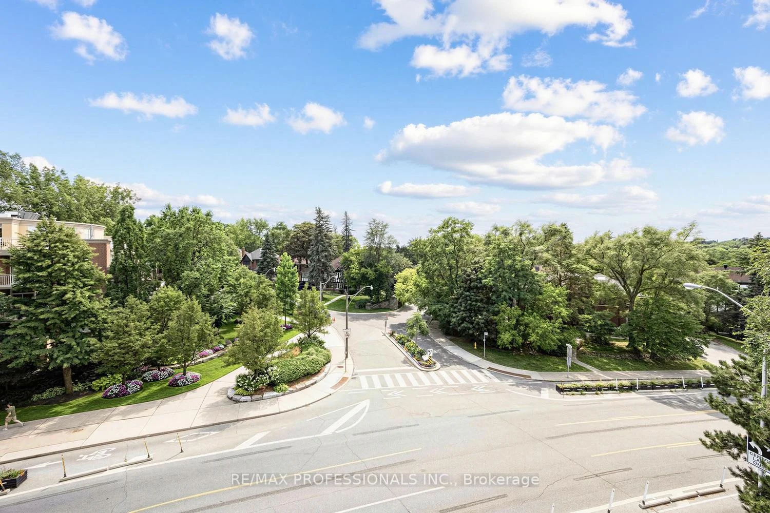 Photo 57 of Unit 417, 2 Old Mill Drive, Toronto, High Park-Swansea — HOMEH