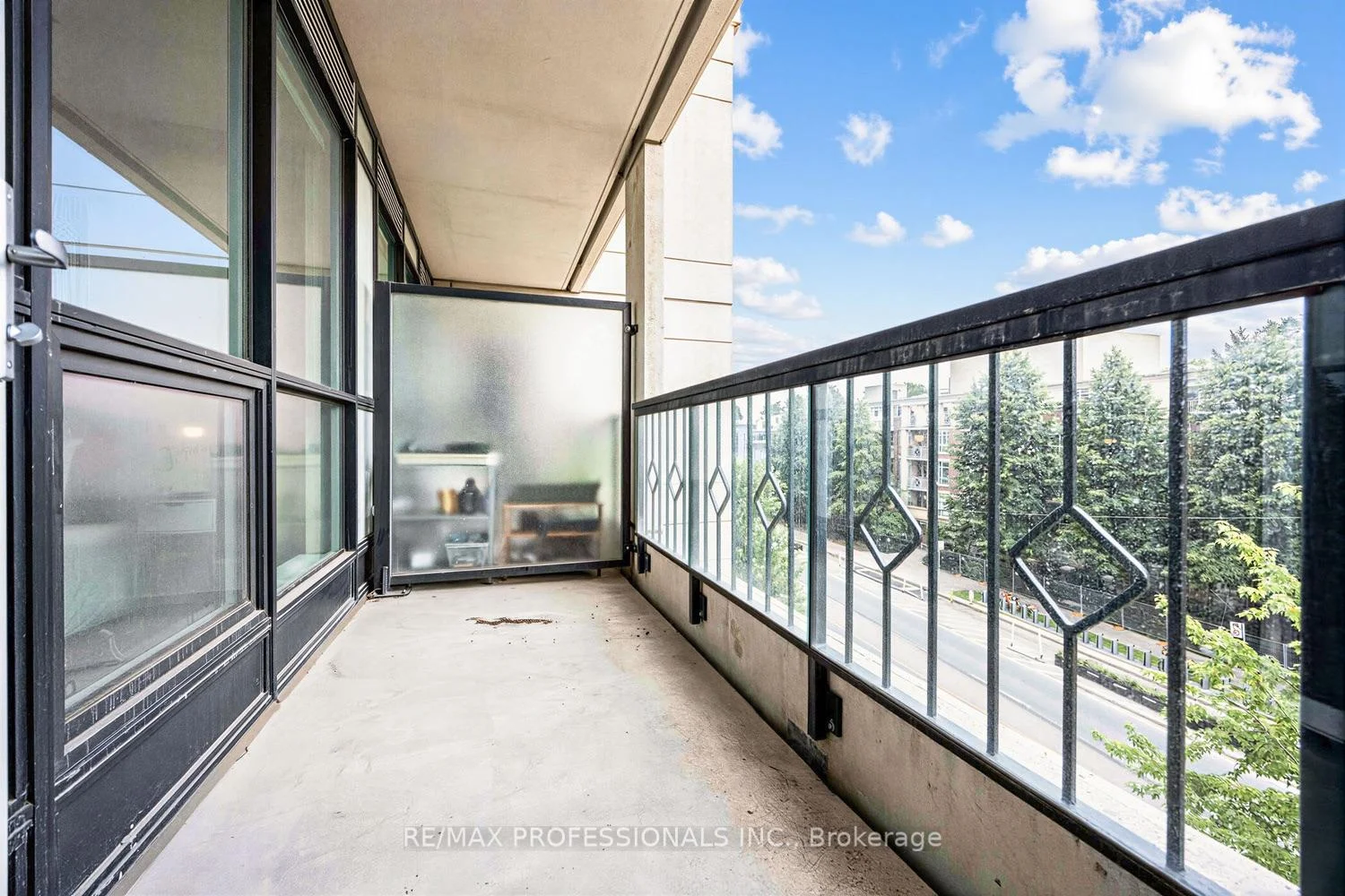 Photo 69 of Unit 417, 2 Old Mill Drive, Toronto, High Park-Swansea — HOMEH
