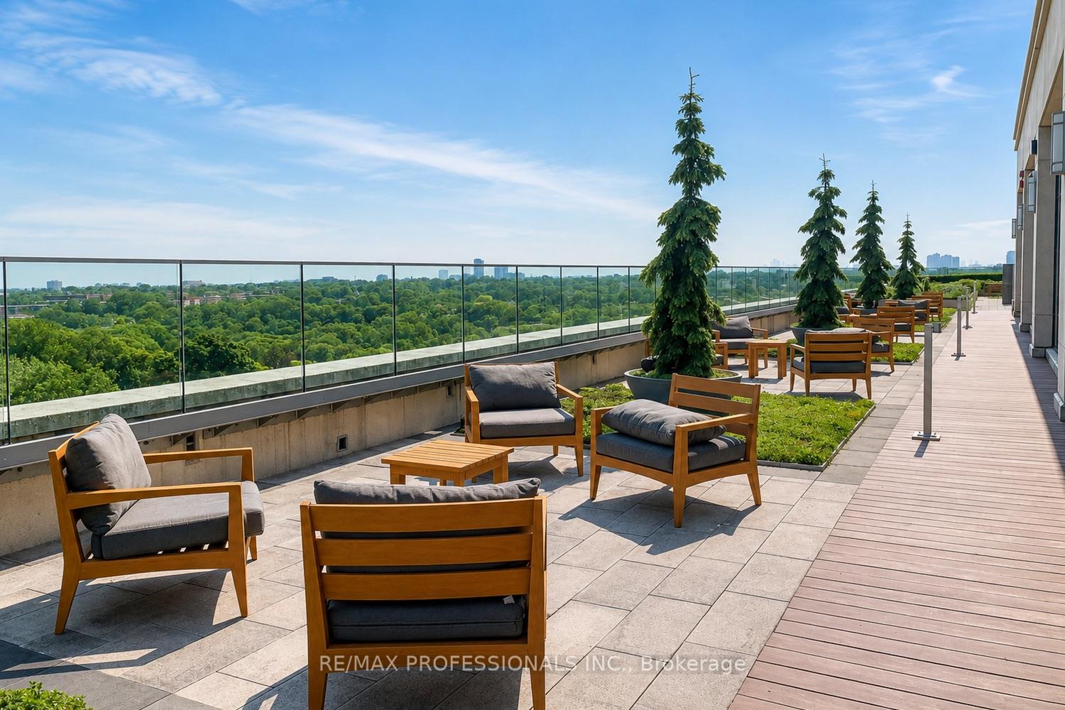Photo 100 of Unit 417, 2 Old Mill Drive, Toronto, High Park-Swansea — HOMEH