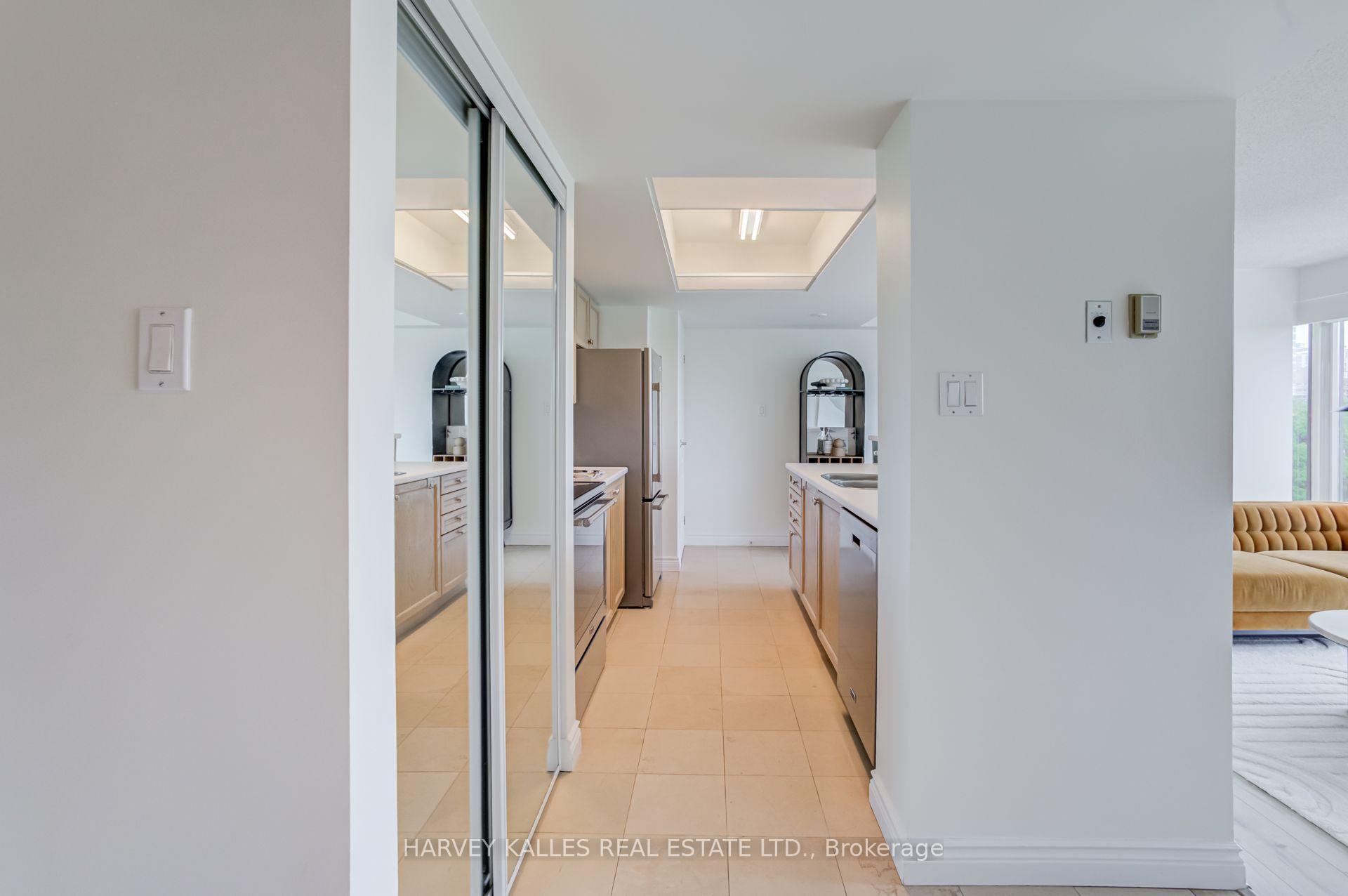 Photo 4 of Unit 601, 97 Lawton Boulevard, Toronto, Yonge-St. Clair — HOMEH