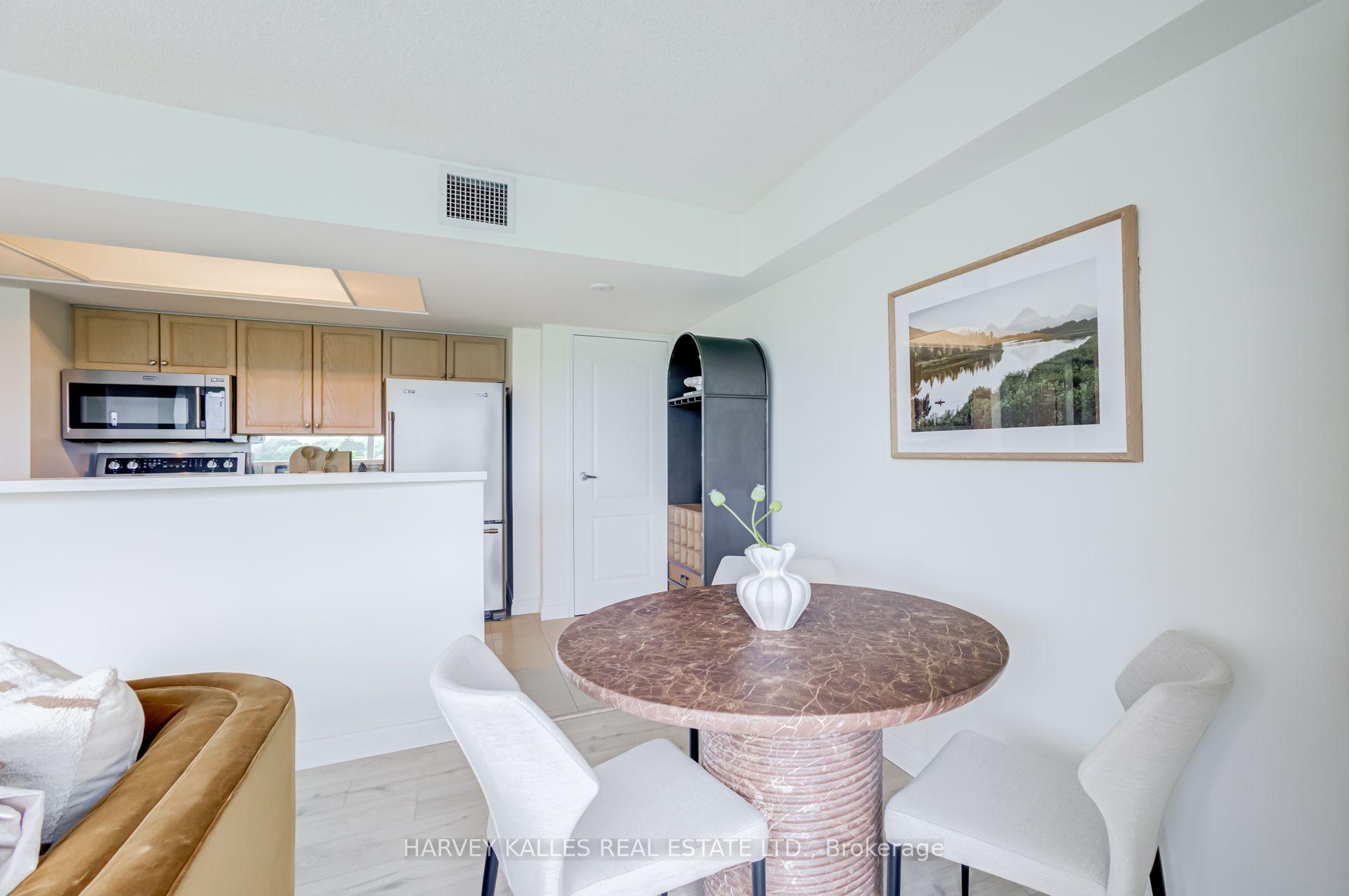 Photo 10 of Unit 601, 97 Lawton Boulevard, Toronto, Yonge-St. Clair — HOMEH