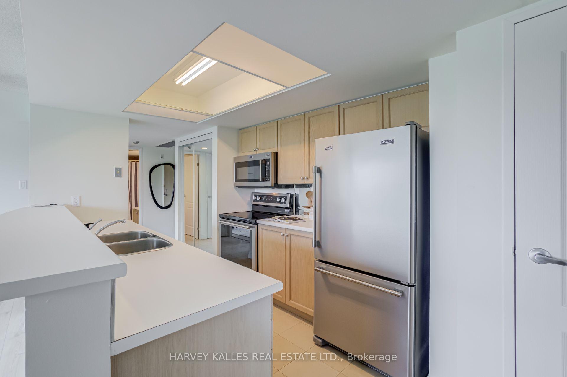 Photo 13 of Unit 601, 97 Lawton Boulevard, Toronto, Yonge-St. Clair — HOMEH