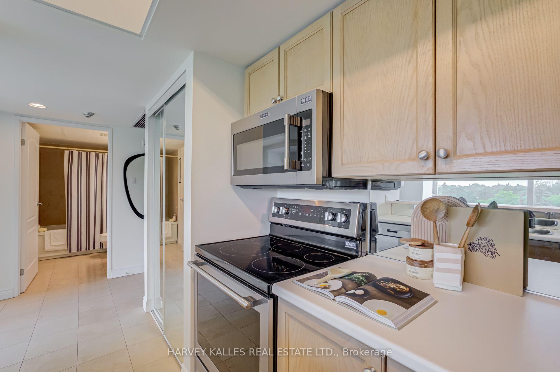 Photo 16 of Unit 601, 97 Lawton Boulevard, Toronto, Yonge-St. Clair — HOMEH