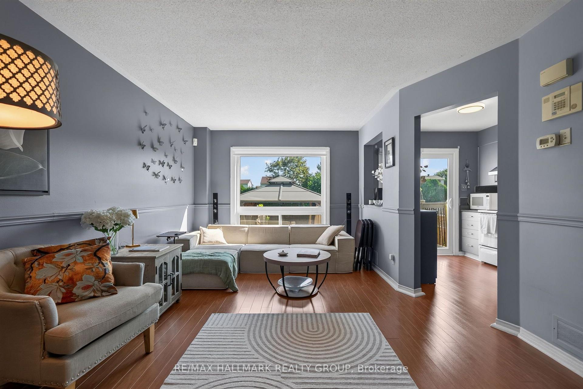 Photo 7 of 1655 Greywood Drive, Ottawa, Chateauneuf — HOMEH